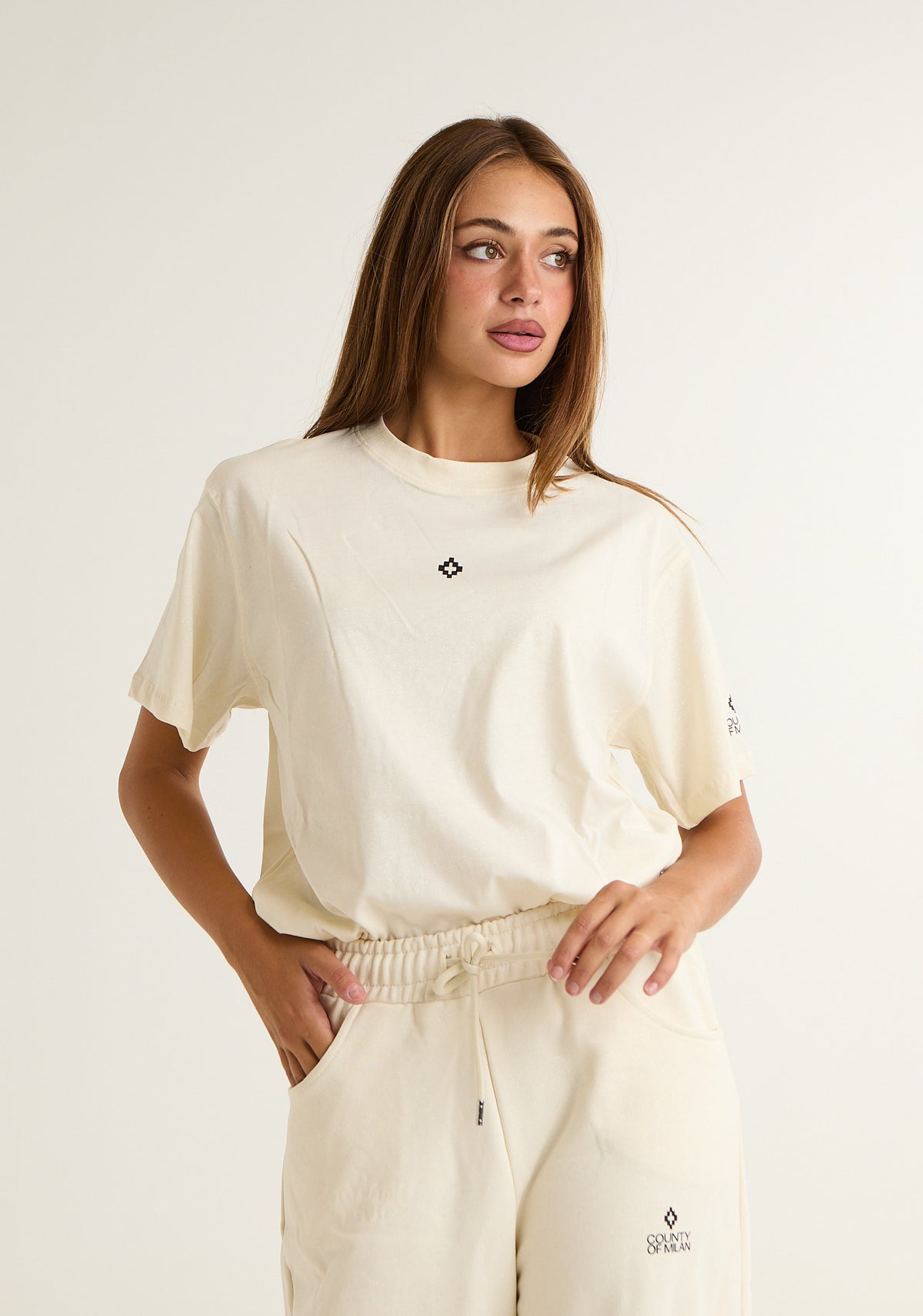 T-shirt con stampa logo piccola