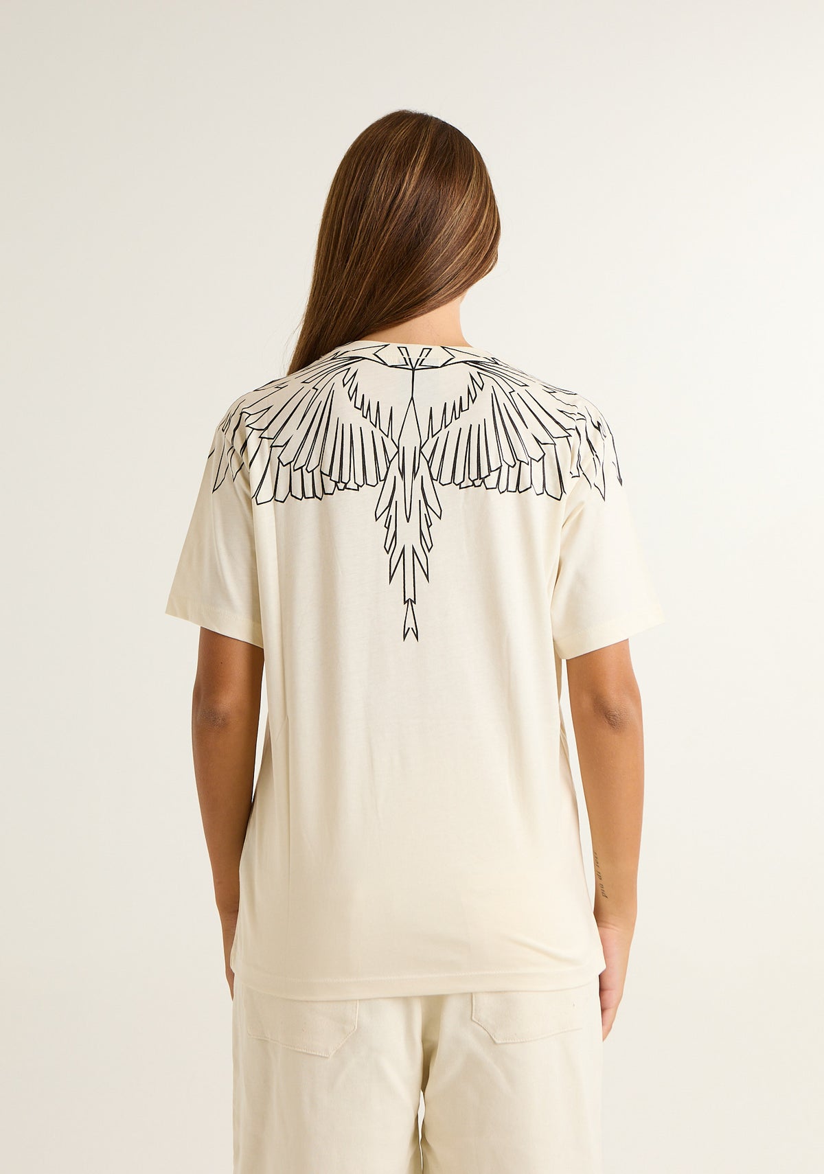 T-shirt con ali a contrasto