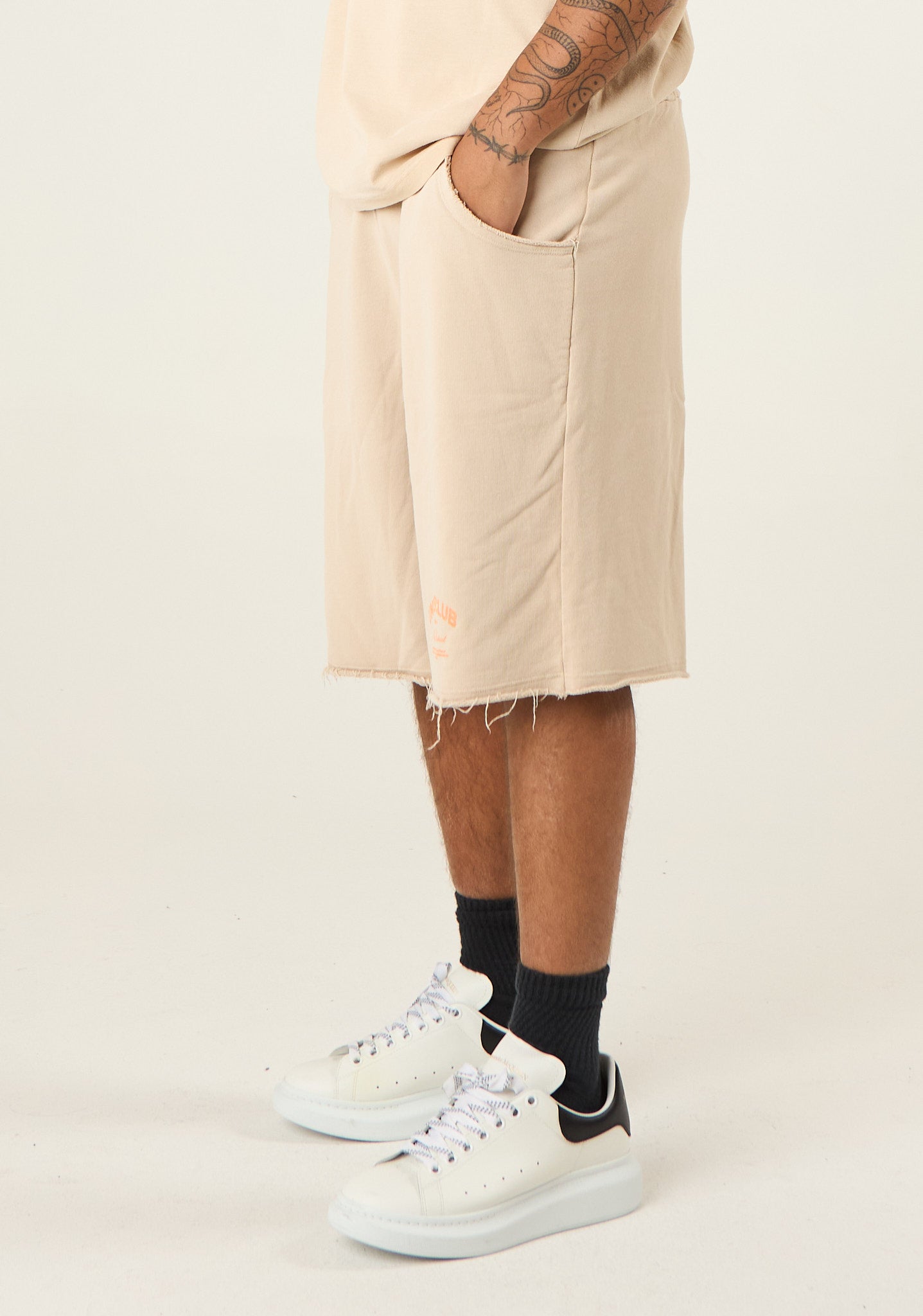 Bermuda in felpa a taglio vivo