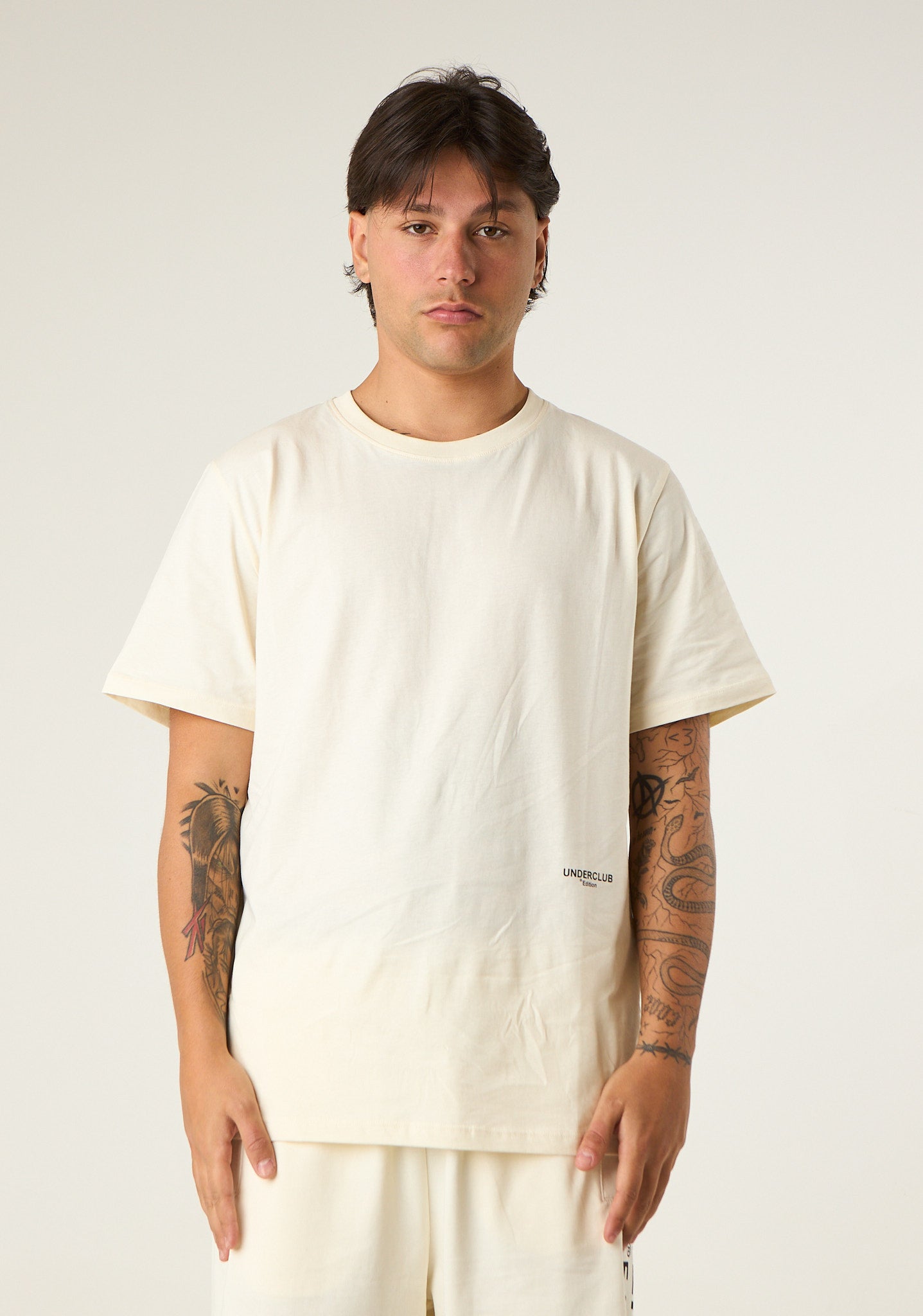 T-shirt con ampia stampa posteriore