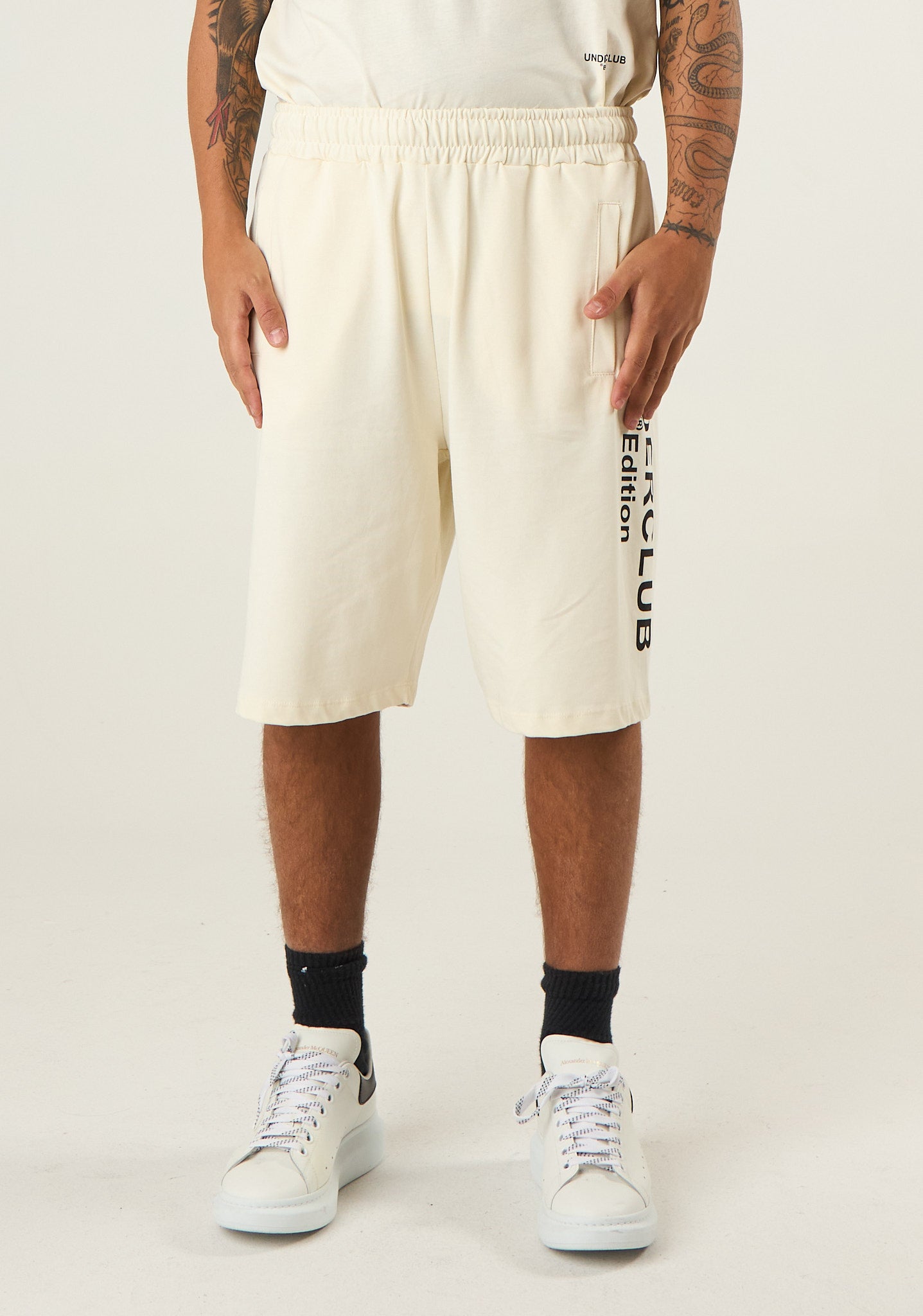 Bermuda con stampa laterale