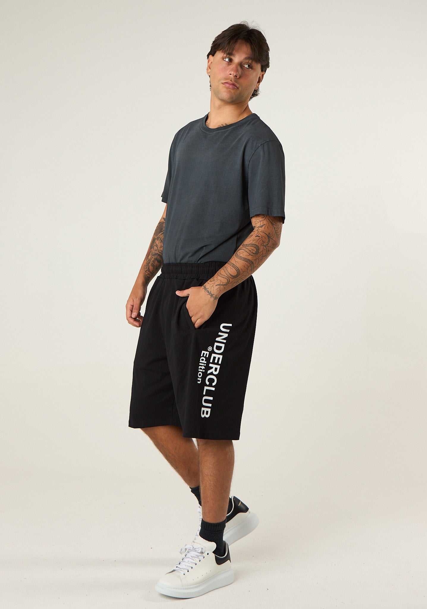 Bermuda con stampa laterale