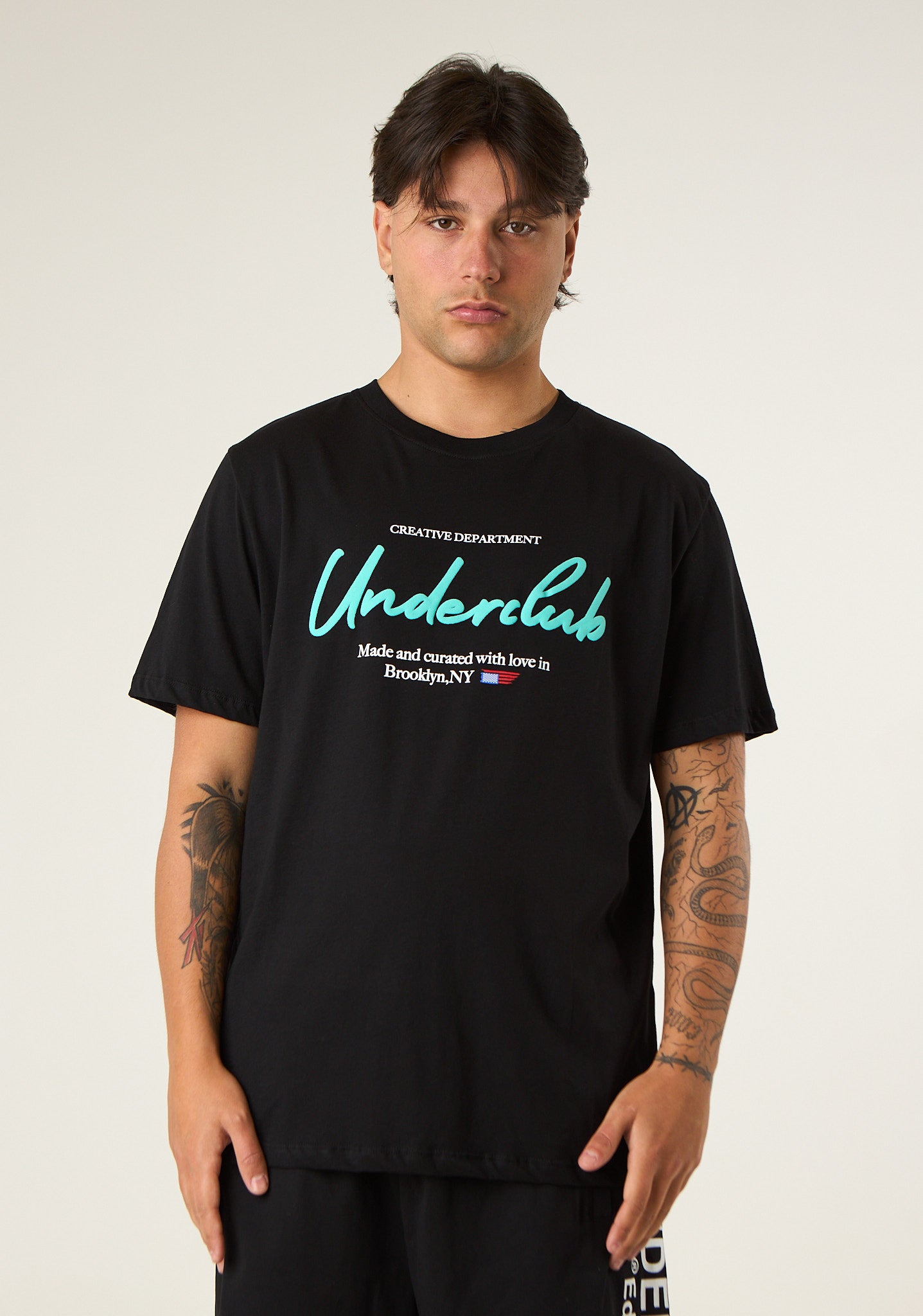 T-shirt con stampa frontale