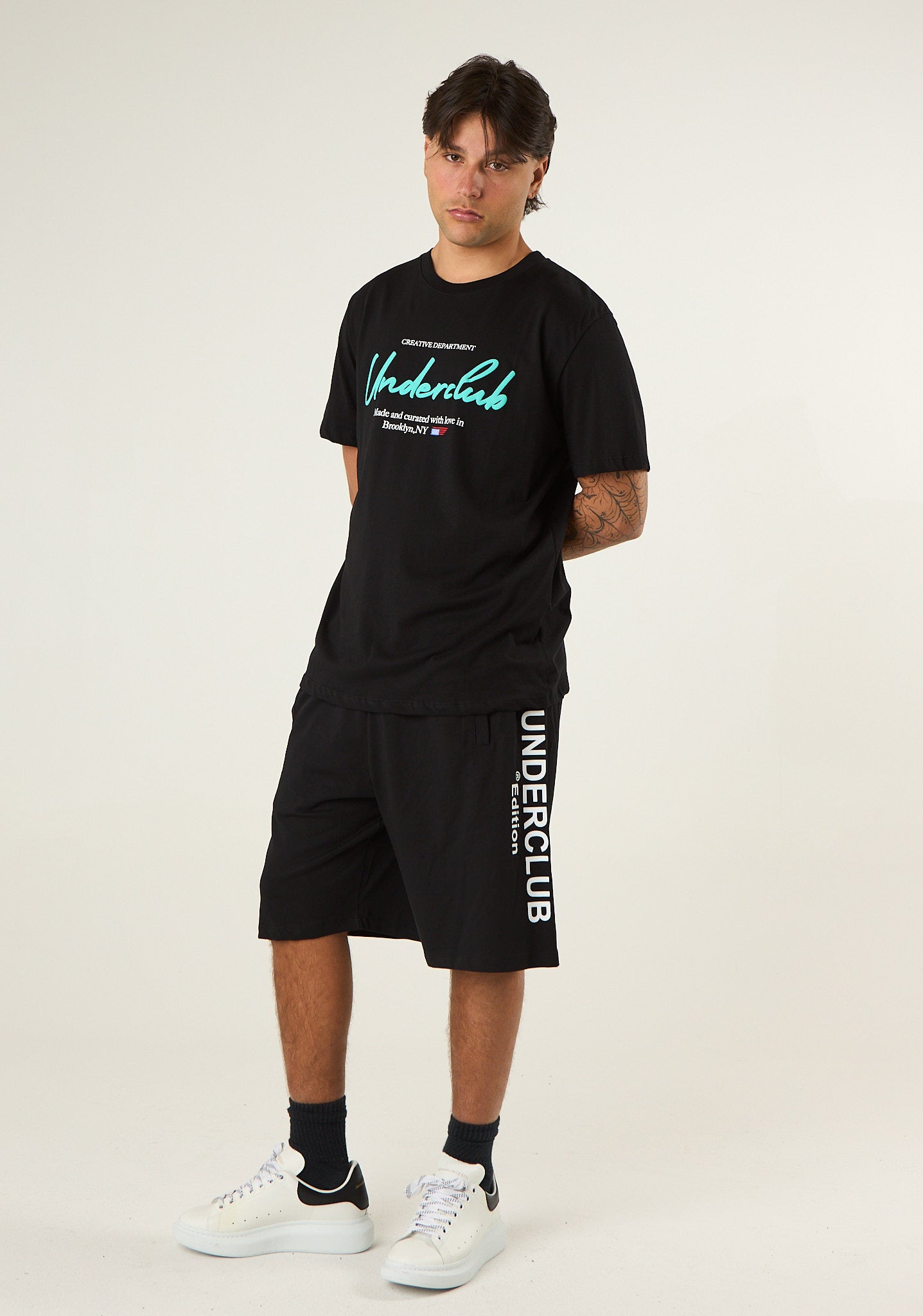 T-shirt con stampa frontale