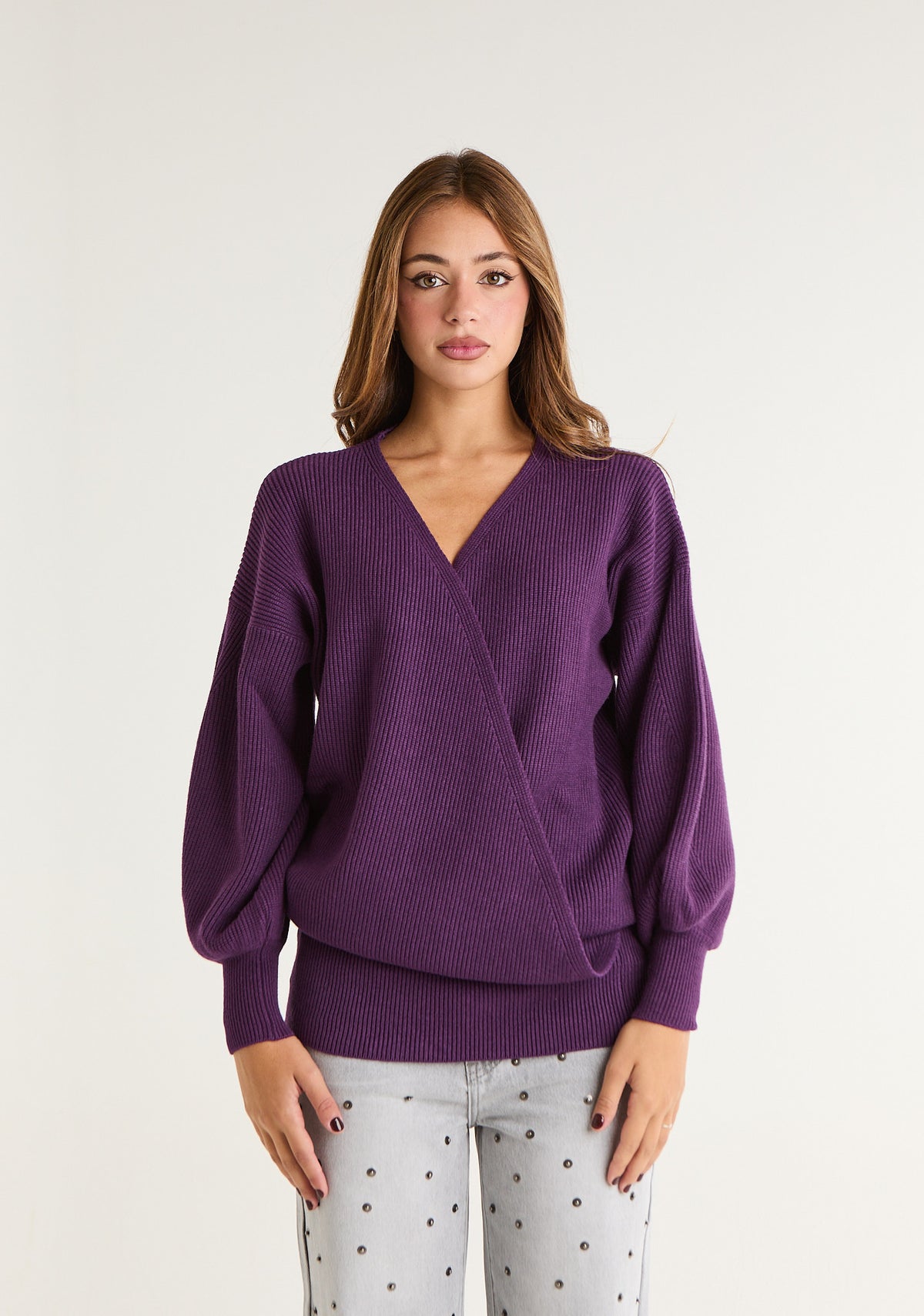 Maglia con ampia scollatura