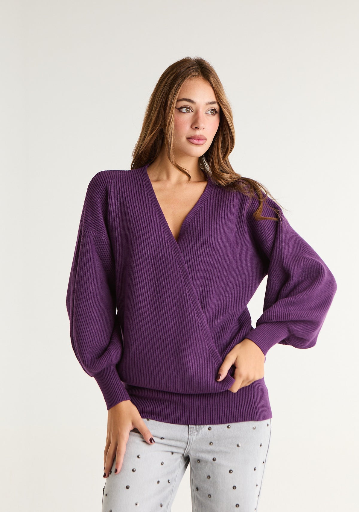 Maglia con ampia scollatura