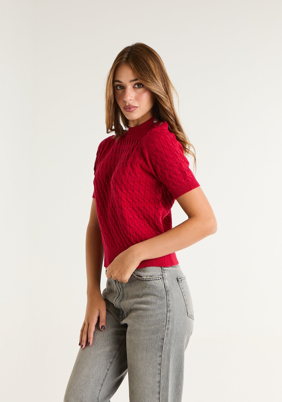 Maglia con lavorazione a trecce