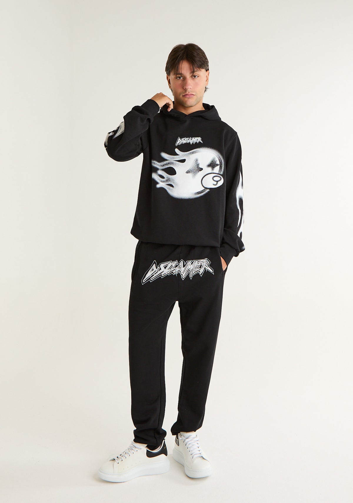 Pantalone tuta con stampa frontale