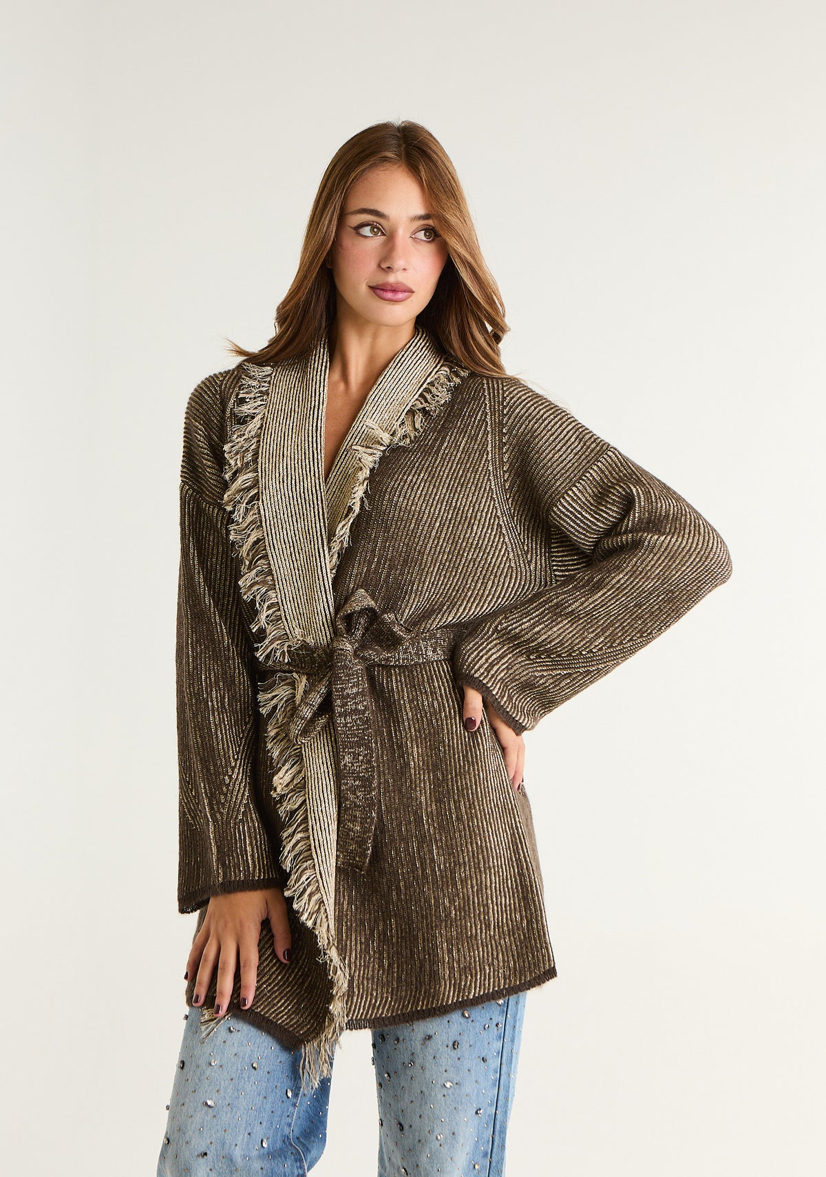 Cardigan sciallato con frange