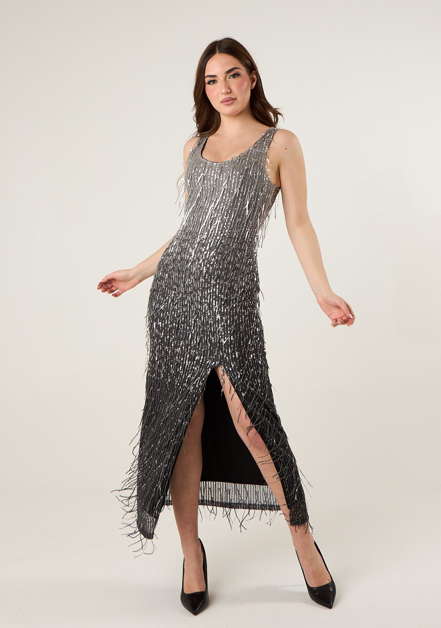 Abito lungo in paillettes