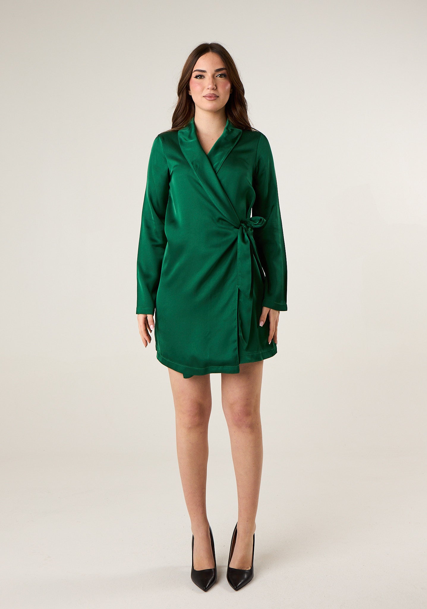 Abito corto a portafoglio