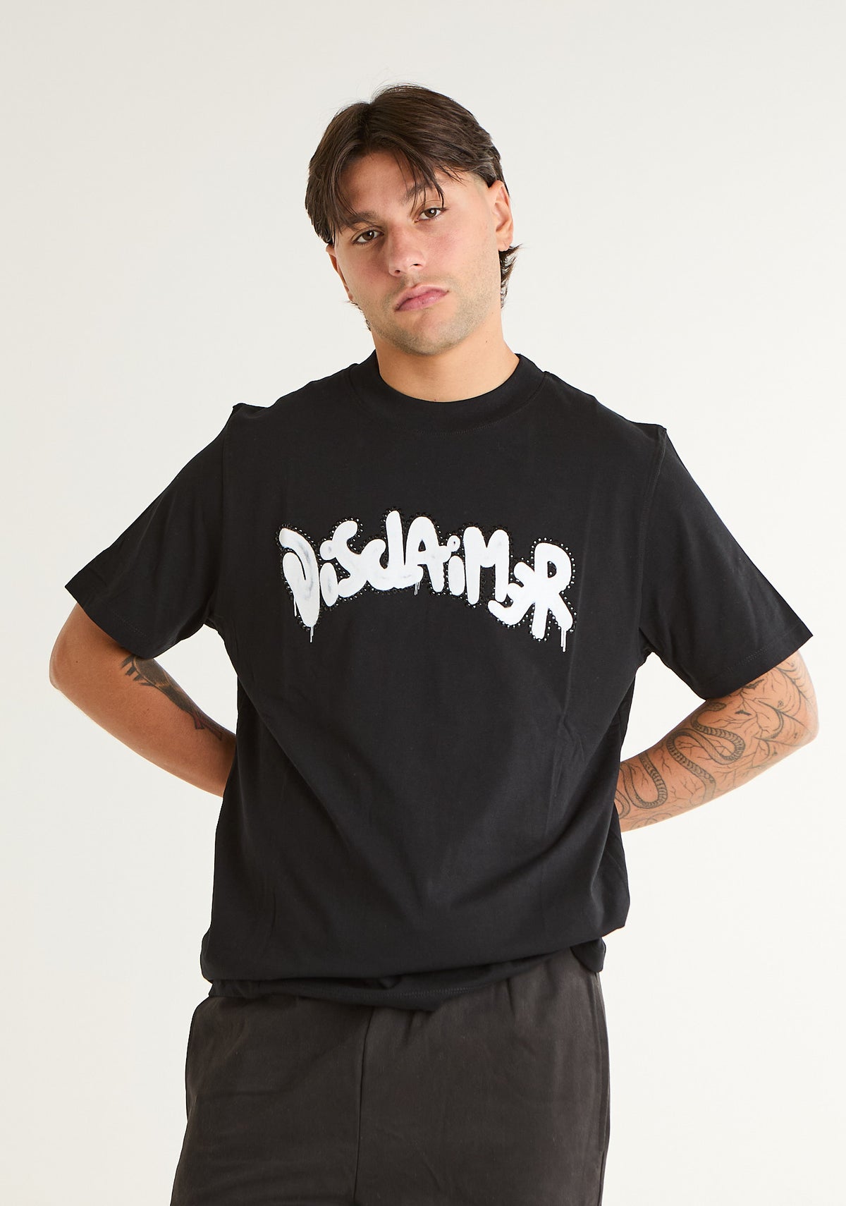 T-shirt con logo frontale