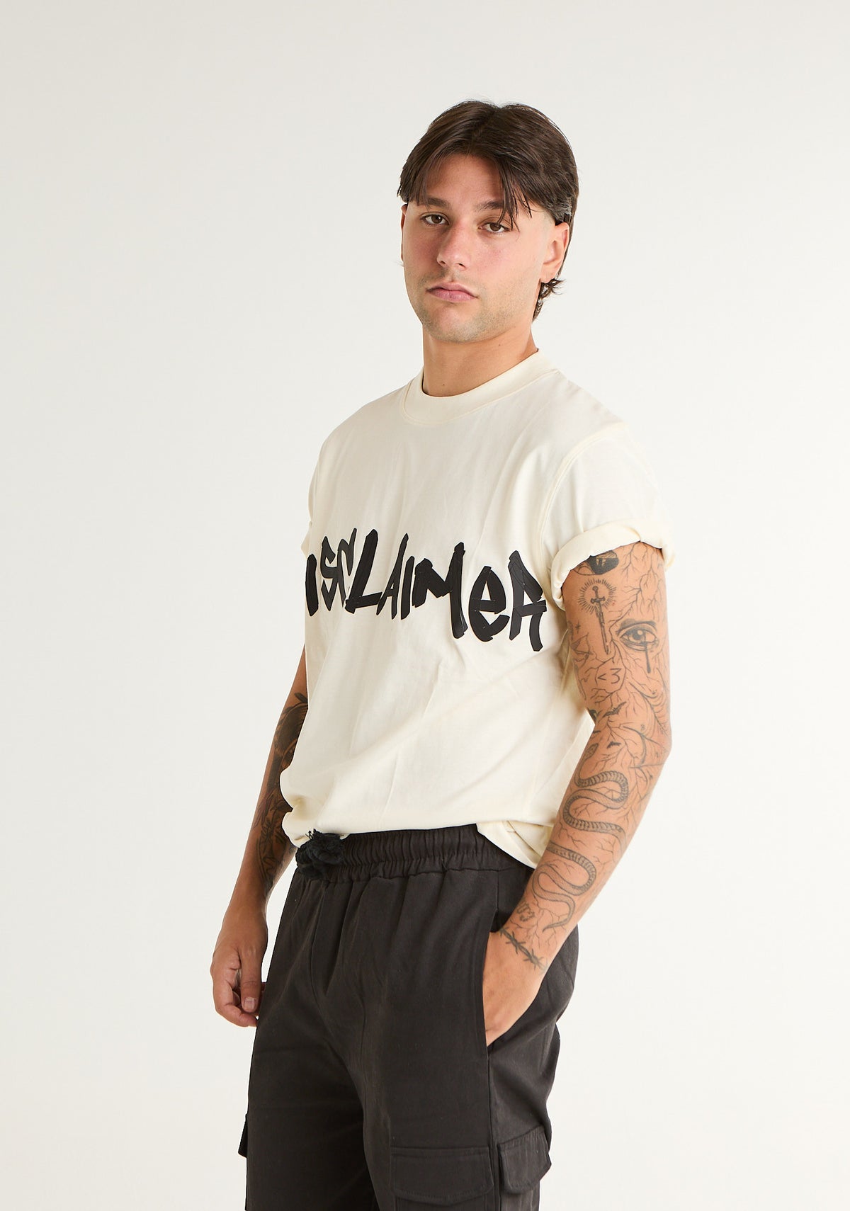 T-shirt con stampa centrale