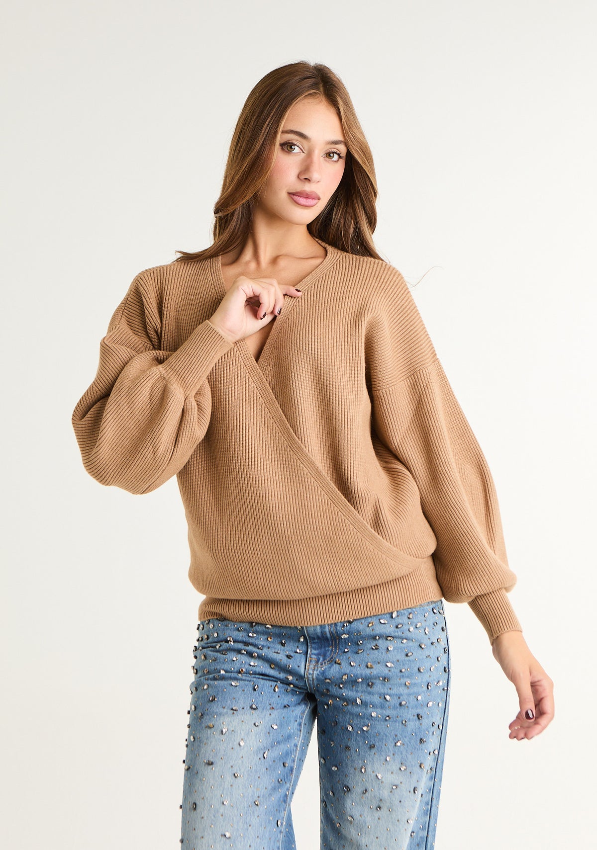 Maglia con ampia scollatura