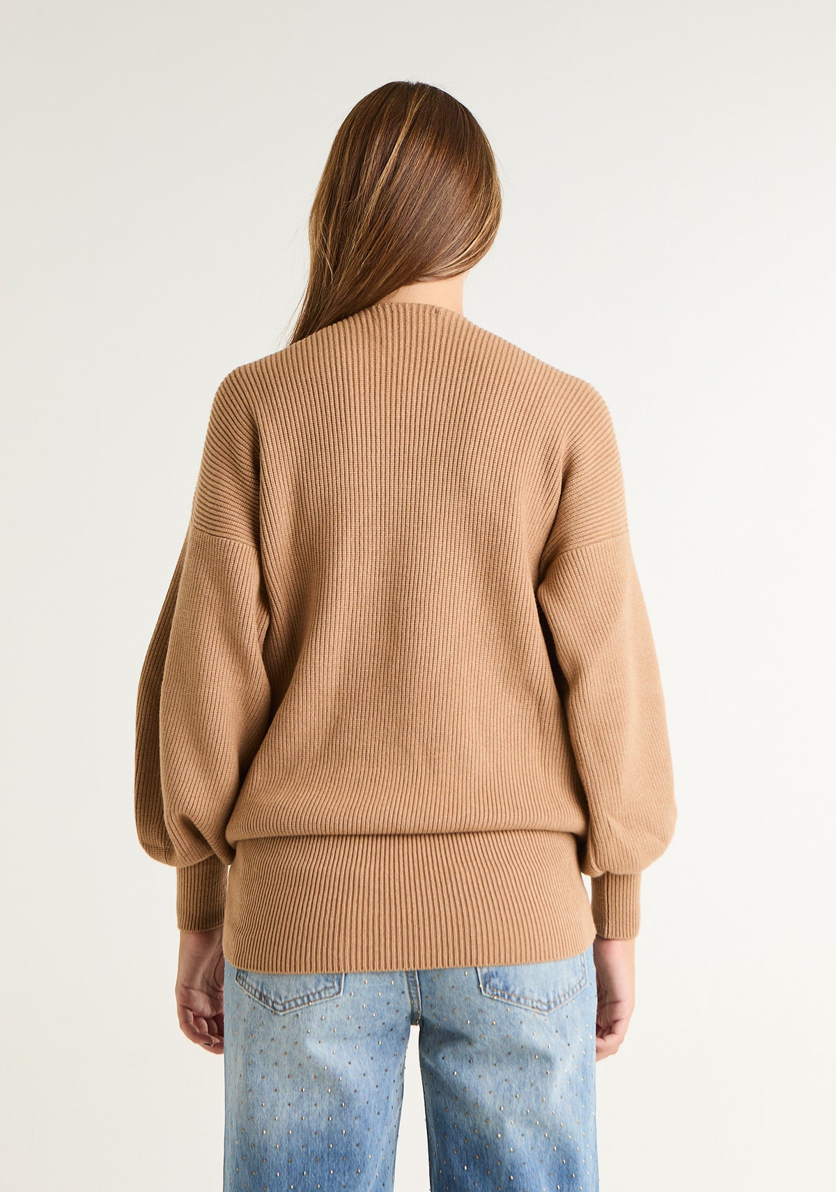 Maglia con ampia scollatura