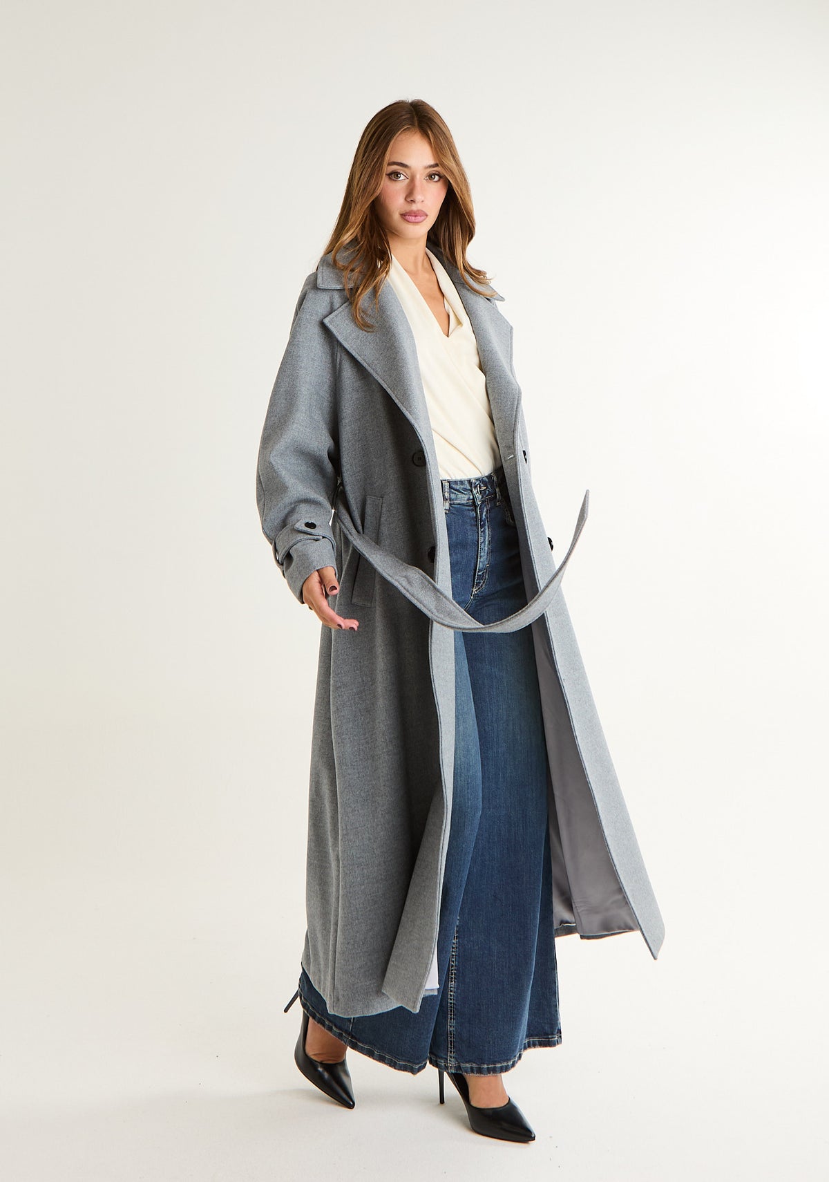 Cappotto over a revers ampi