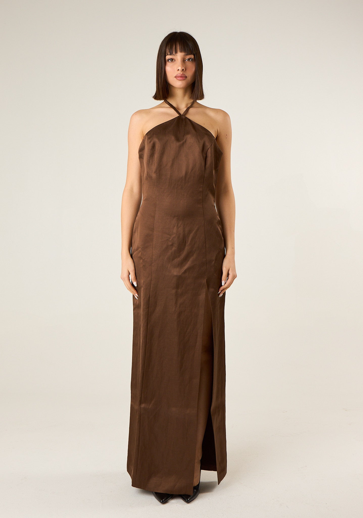 Abito lungo con spacco laterale