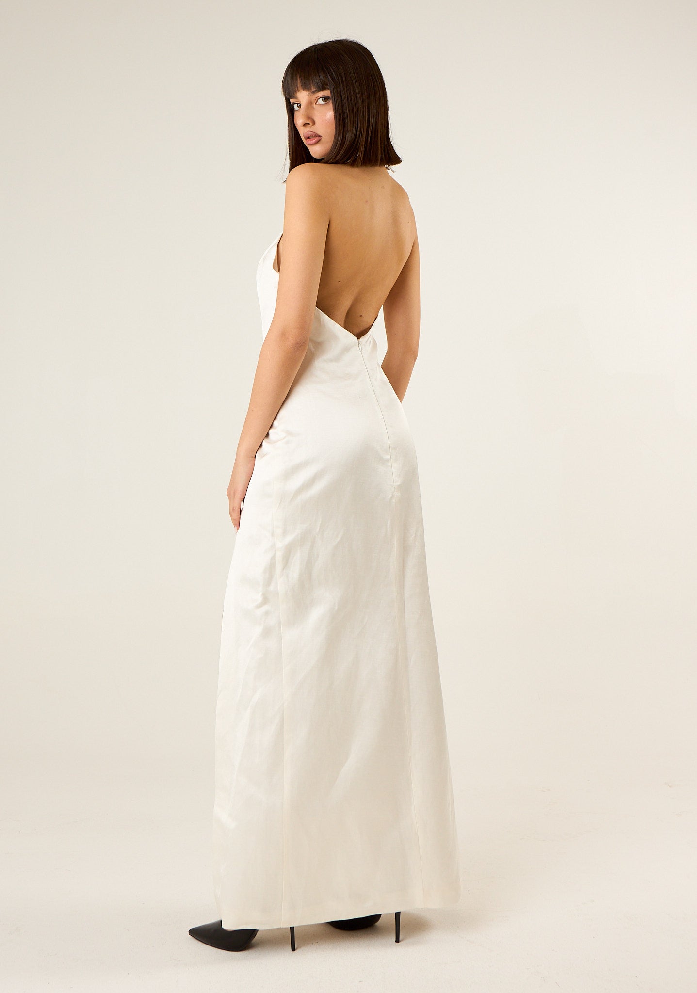 Abito lungo con spacco laterale