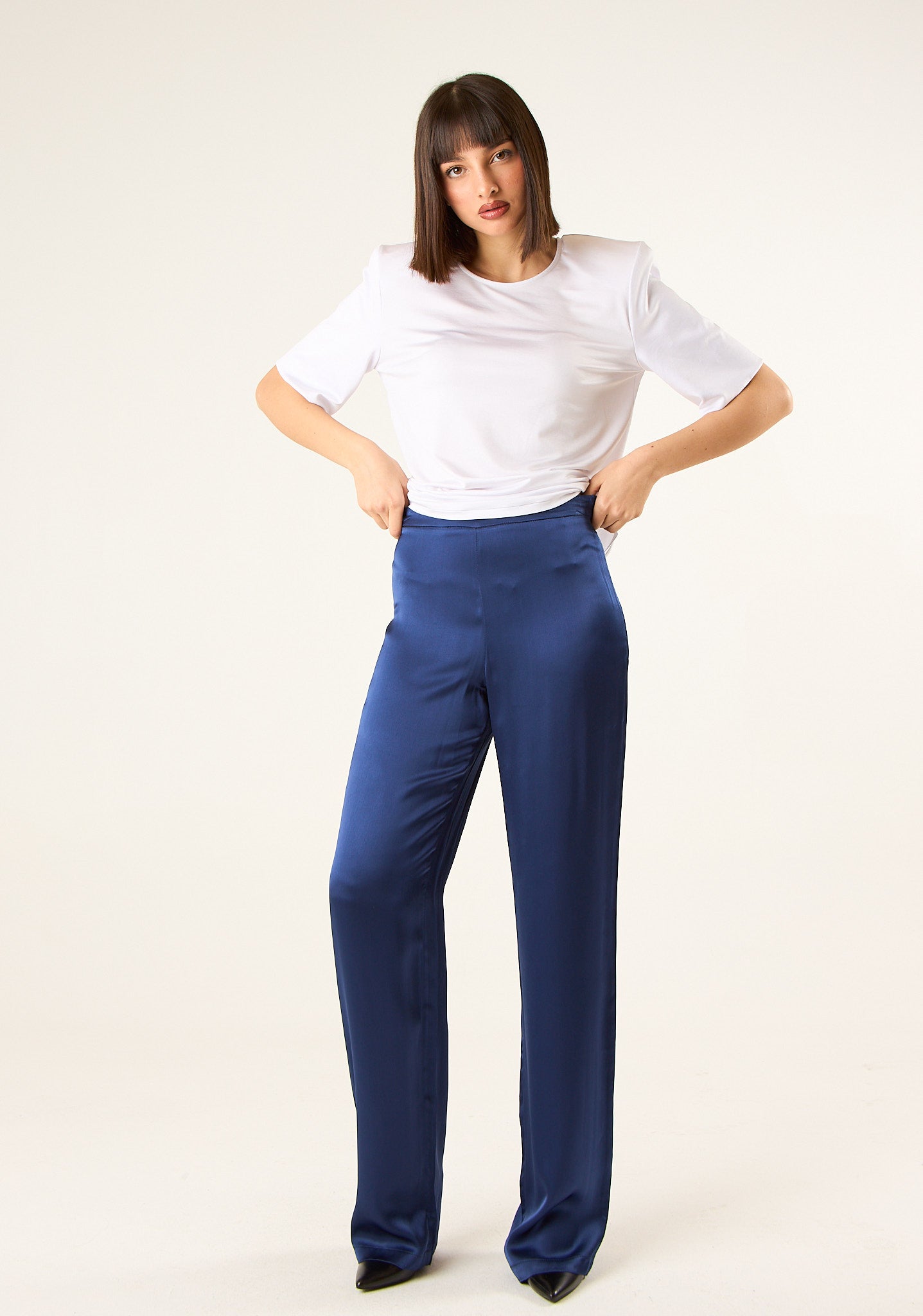 Pantalone dritto in raso