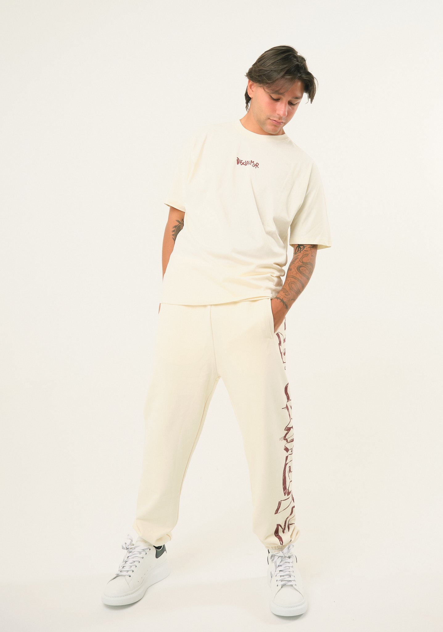 T-shirt con stampa spray