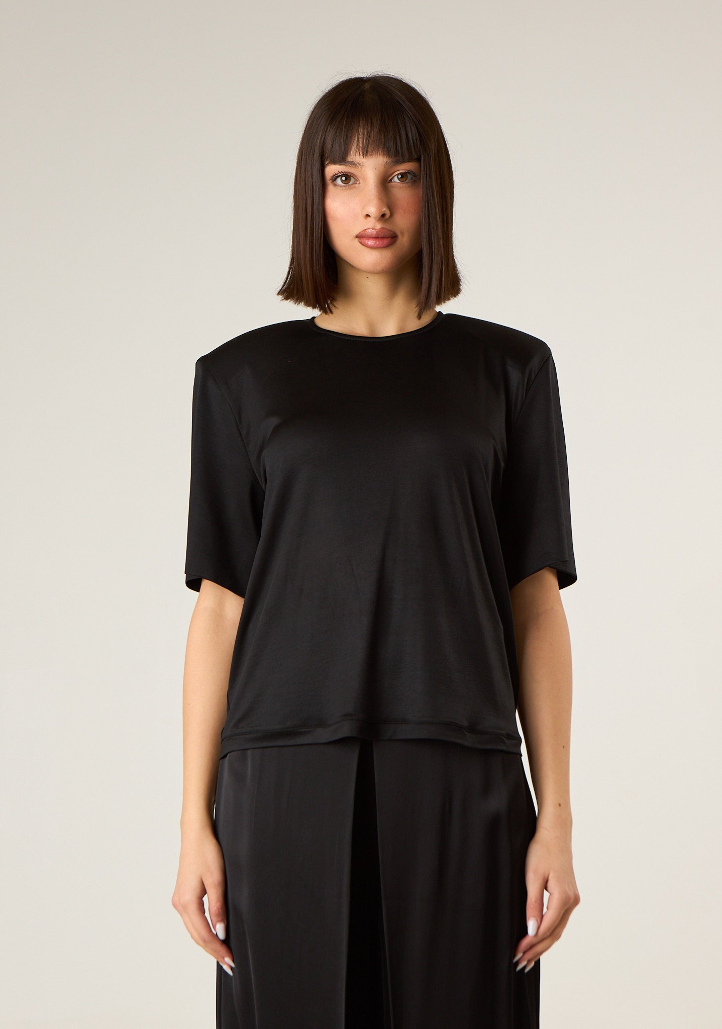 T-shirt con spalline