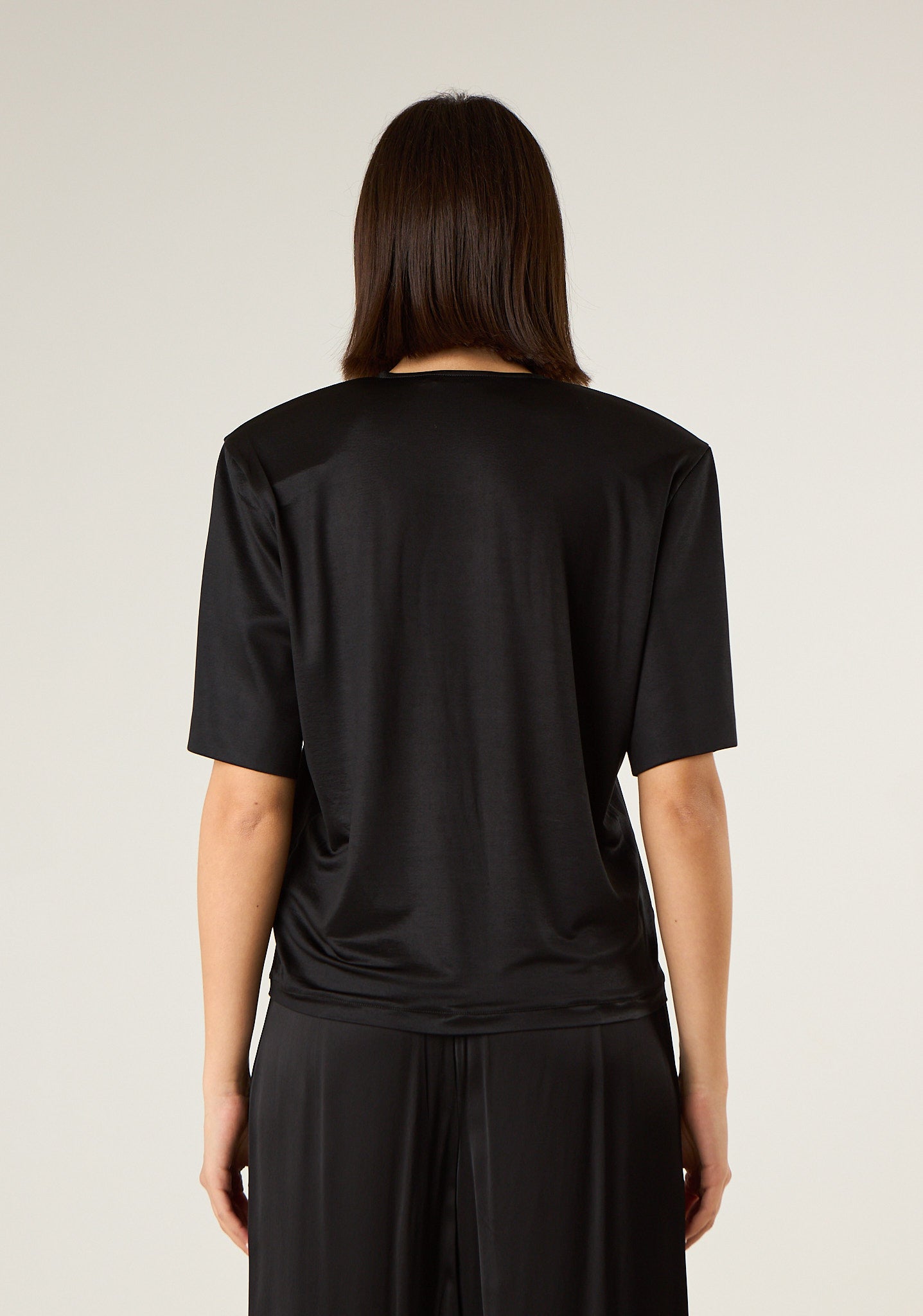 T-shirt con spalline