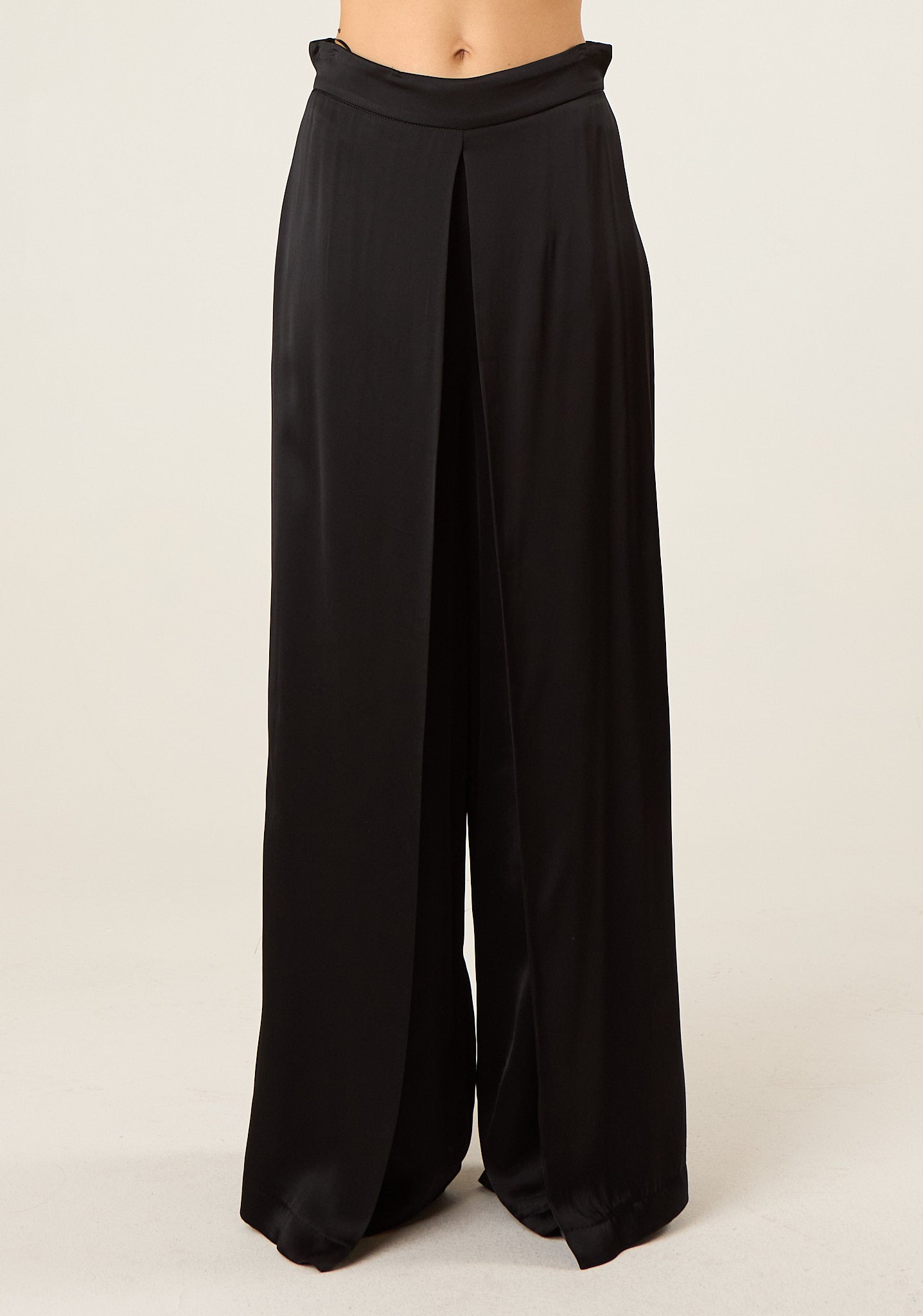 Pantalone con pannelli superiori