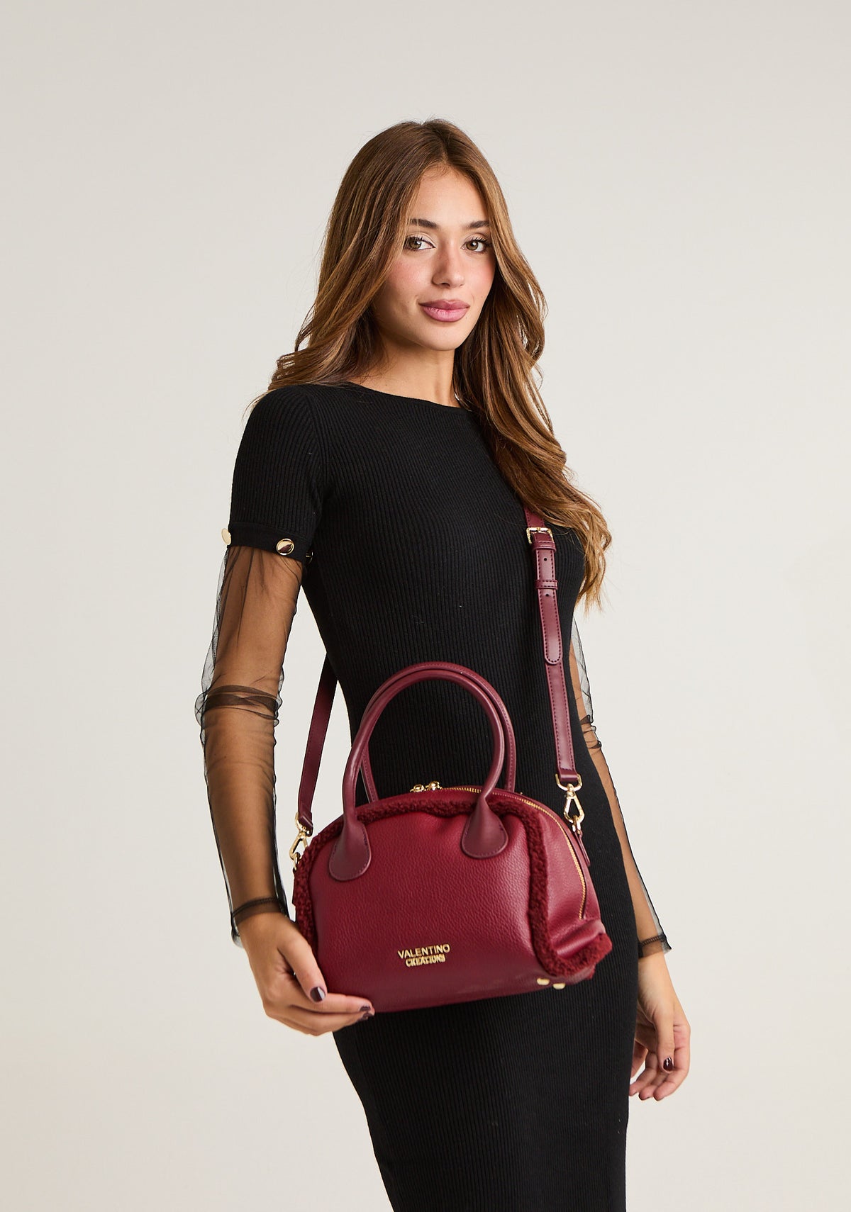 Borsa bauletto con inserto in pelo
