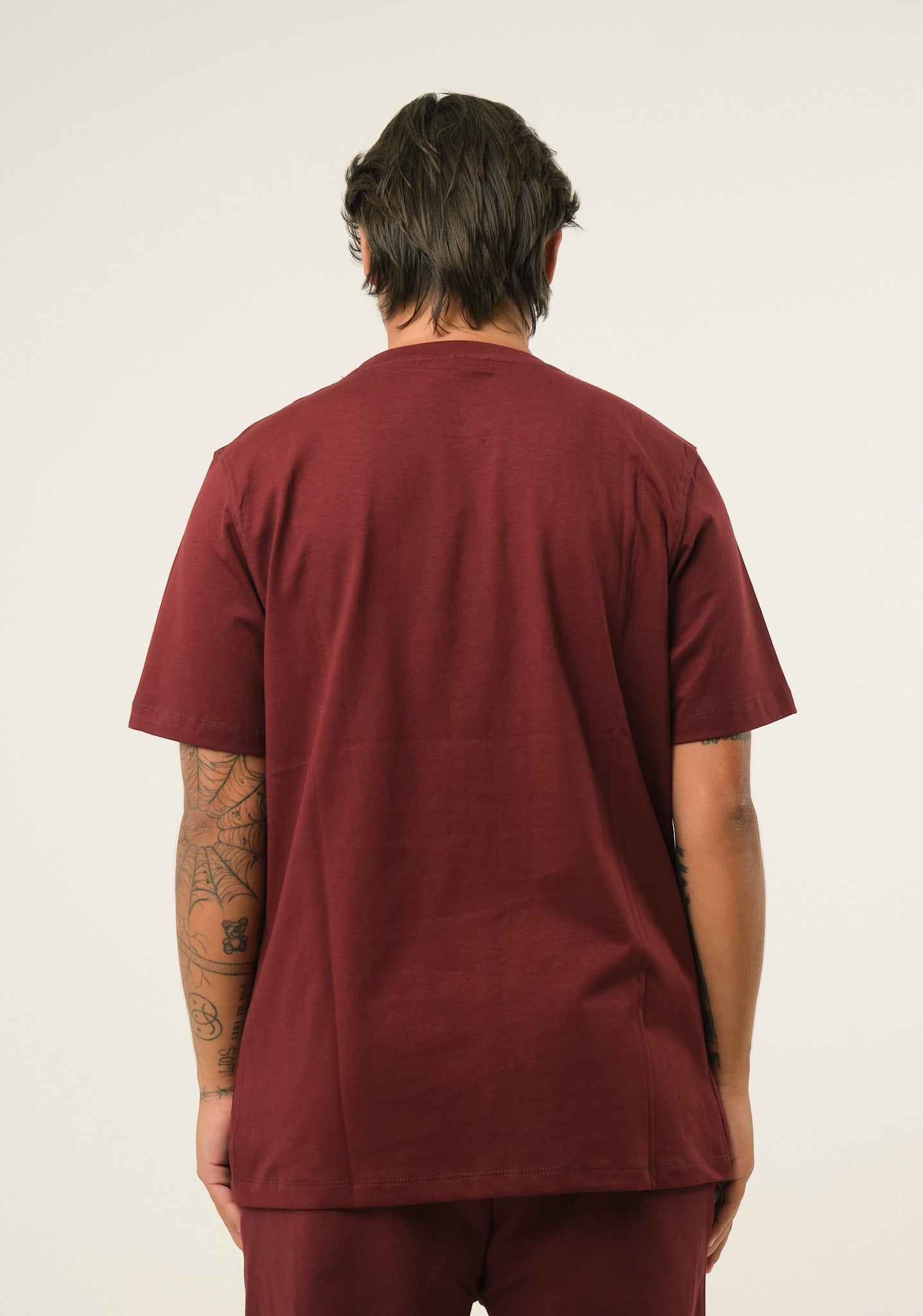T-shirt con stampa frontale