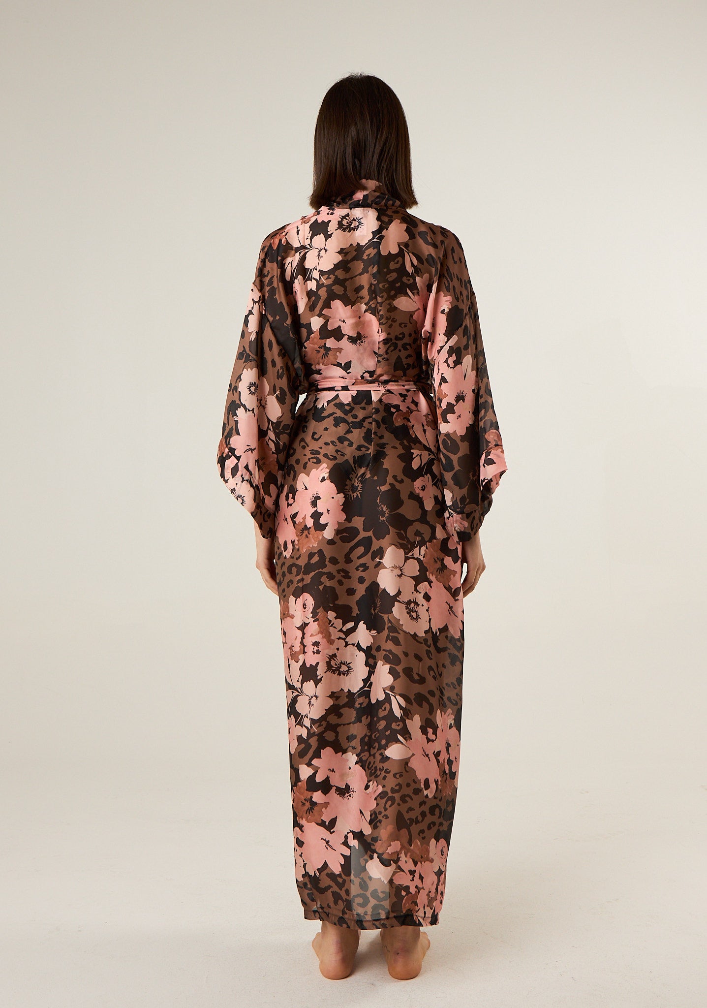 Kimono lungo in tessuto scivolato