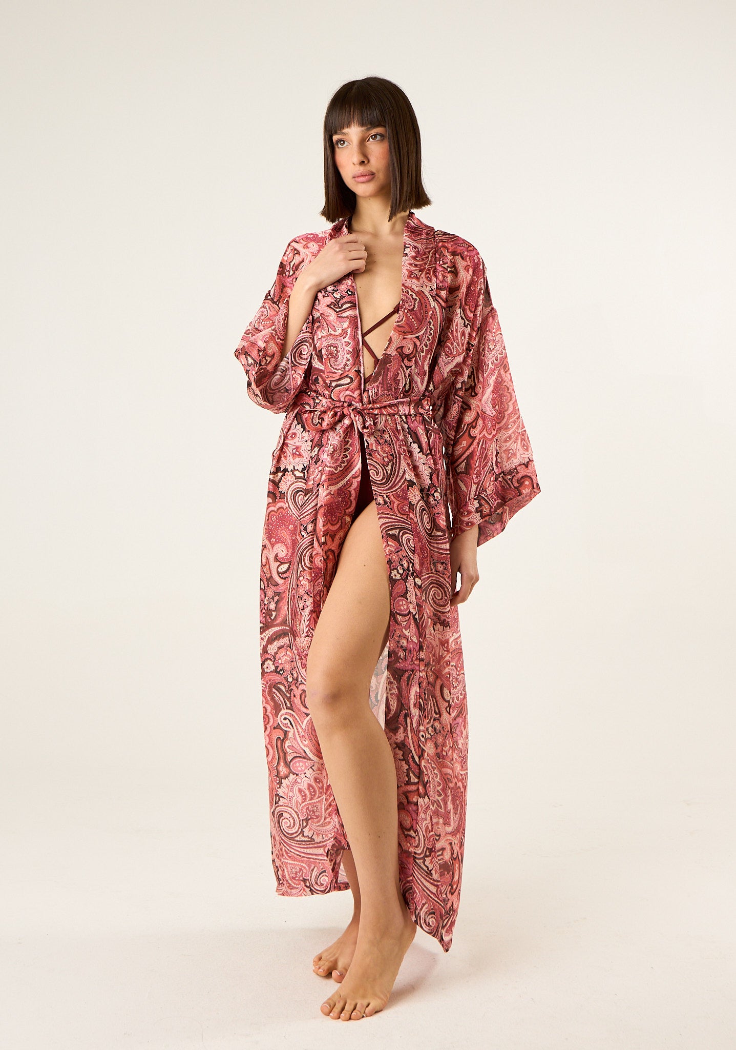 Kimono lungo in tessuto scivolato