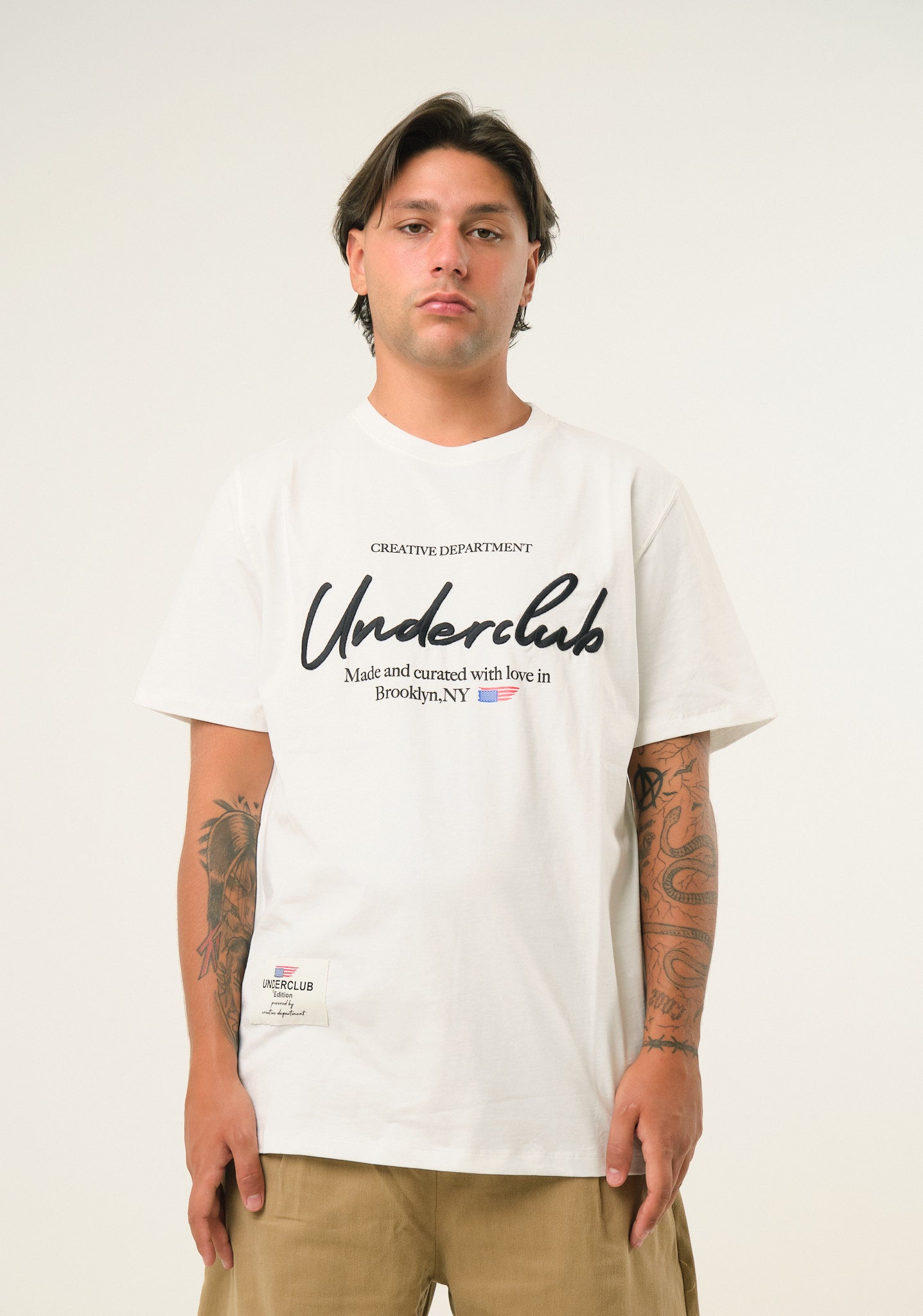 T-shirt in jersey con ricamo