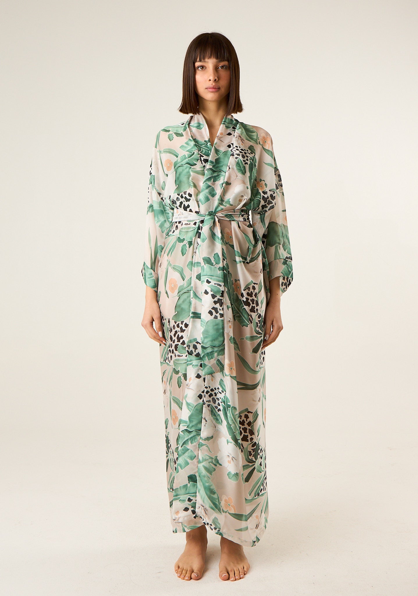 Kimono lungo in tessuto scivolato