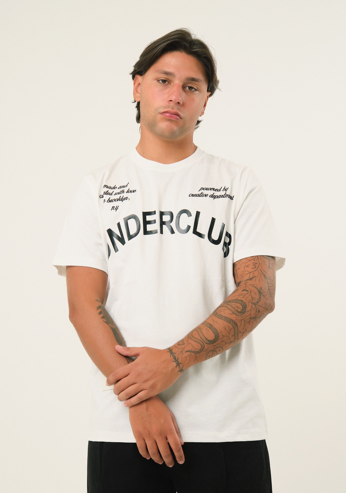 T-shirt con stampe frontali
