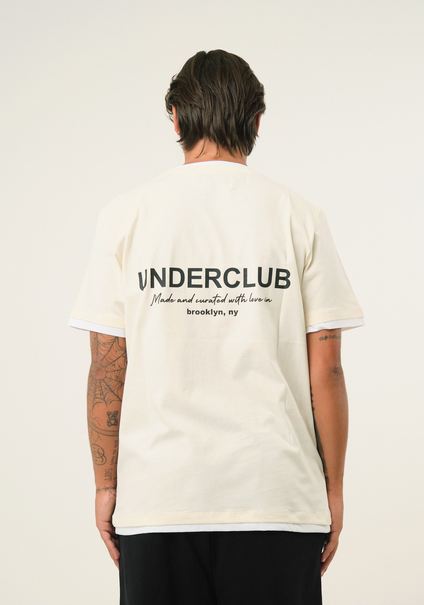 T-shirt con profilo a contrasto