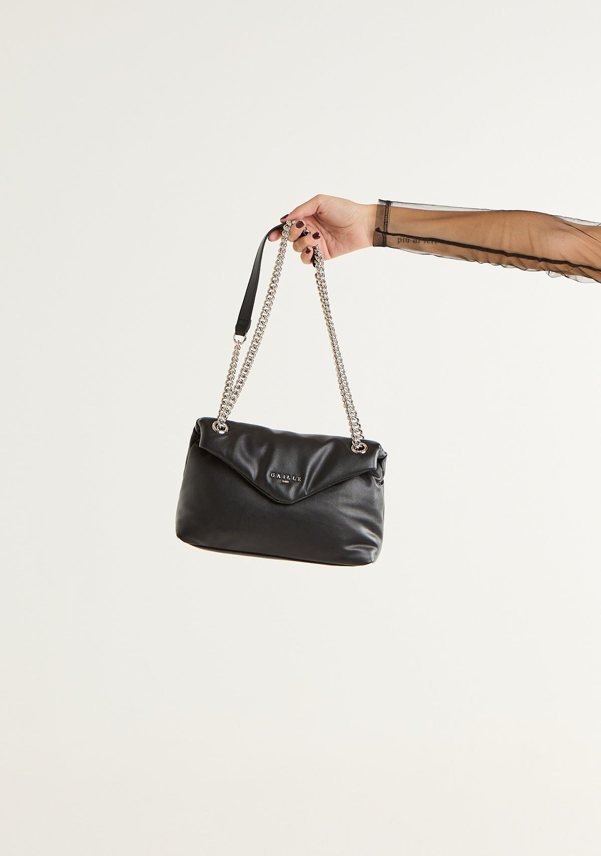 Borsa regular puffer con patta logata