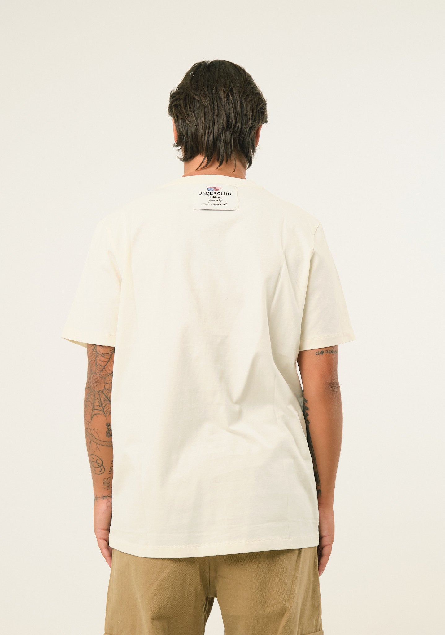 T-shirt con logo ricamato laterale