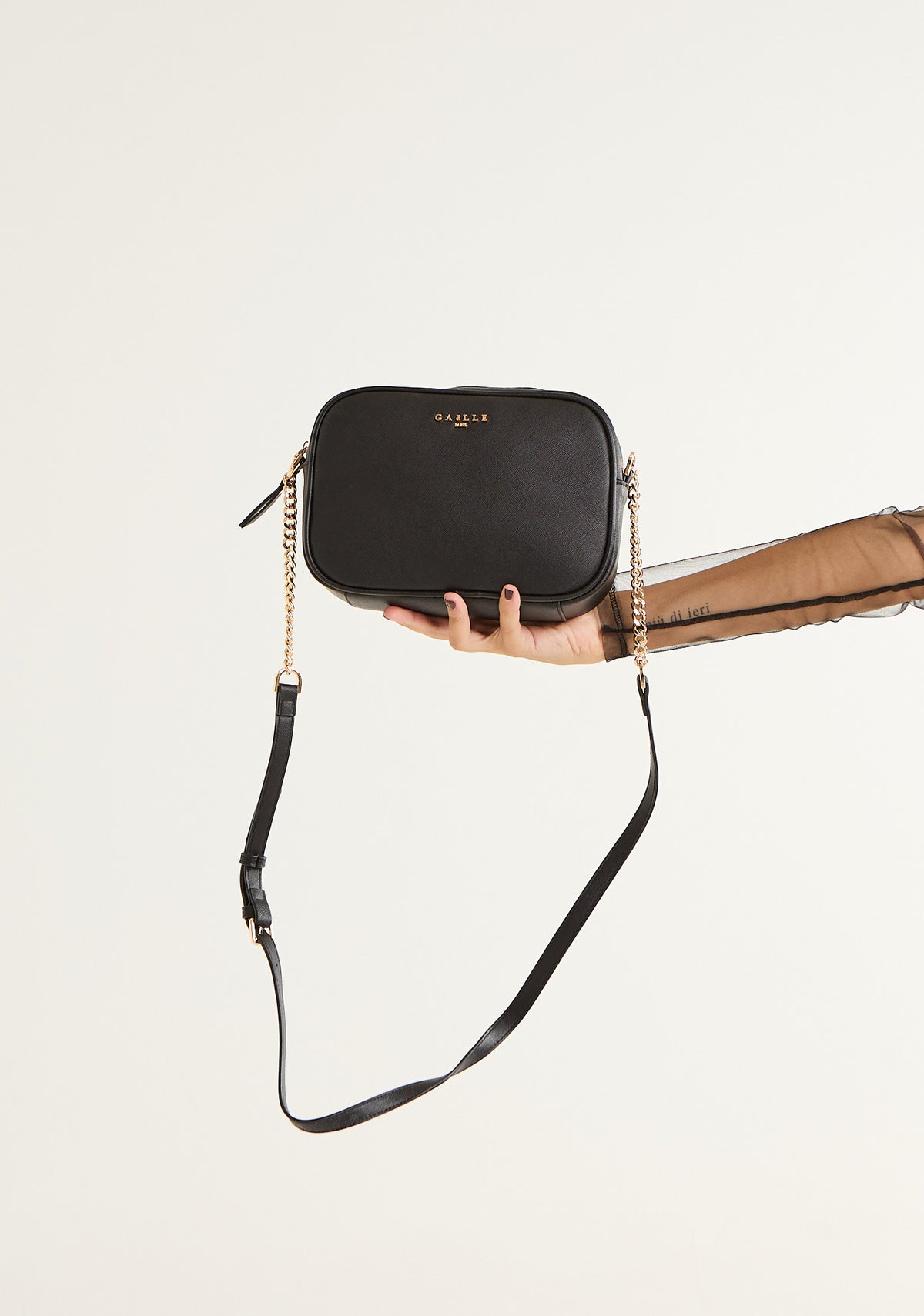 Borsa essential in saffiano