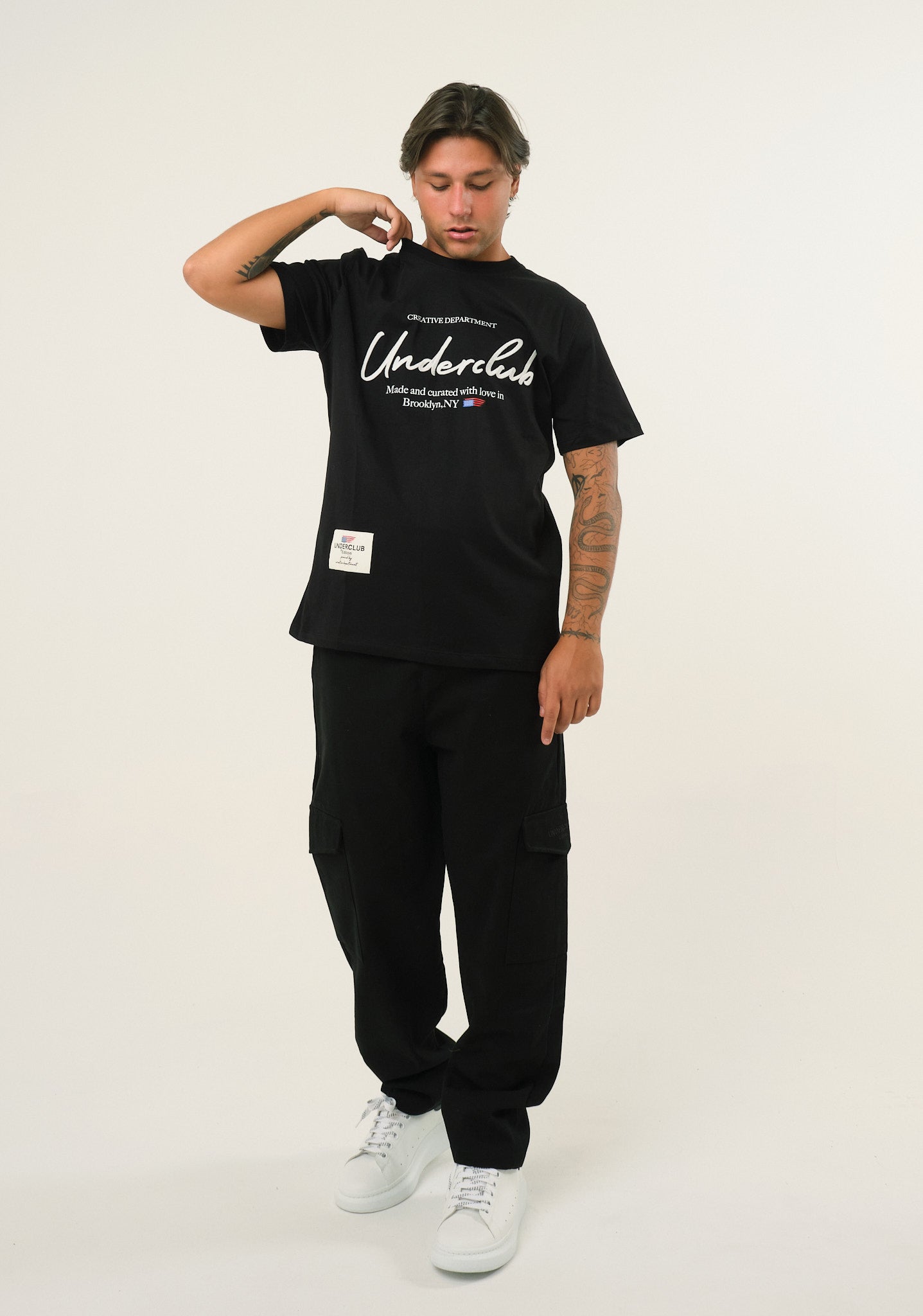 T-shirt in jersey con ricamo