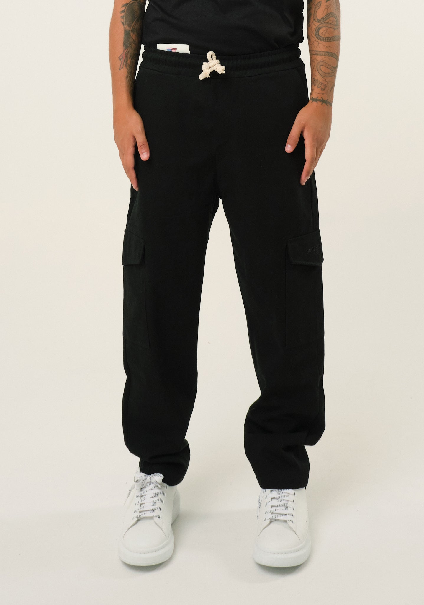 Pantalone cargo in gabardine
