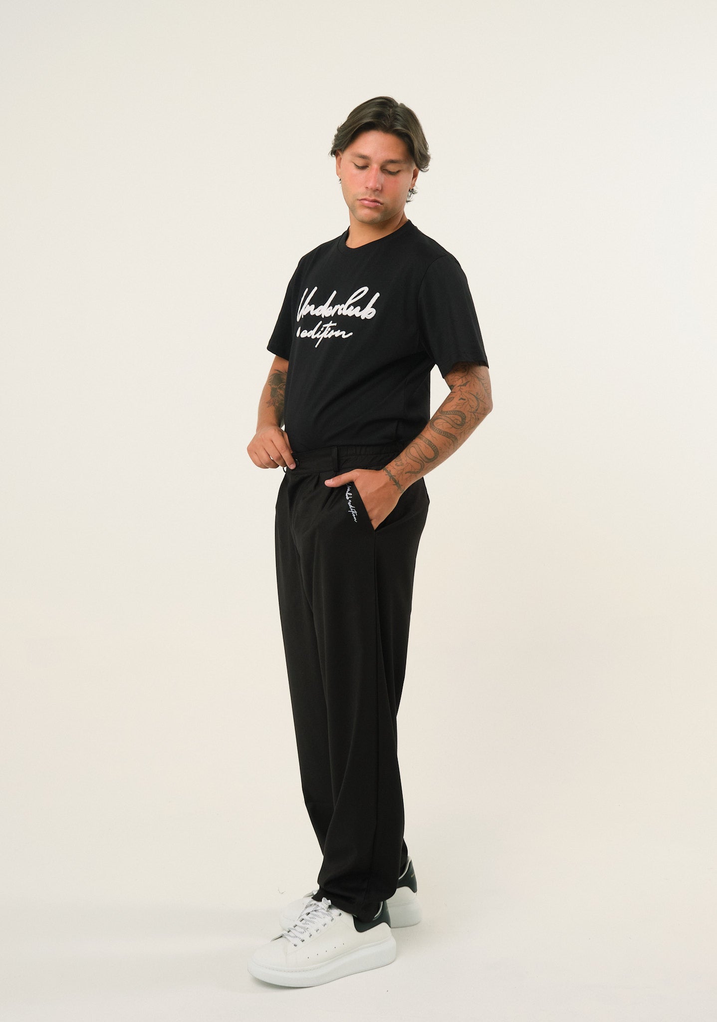 Pantalone con logo laterale