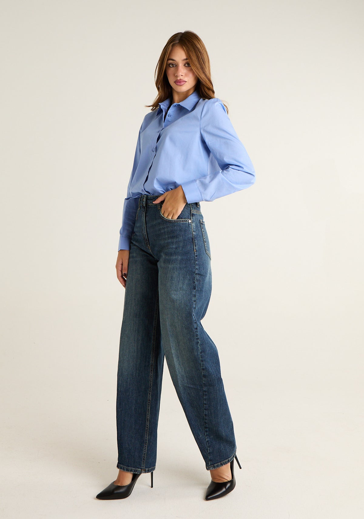 Jeans barrel sabbiato