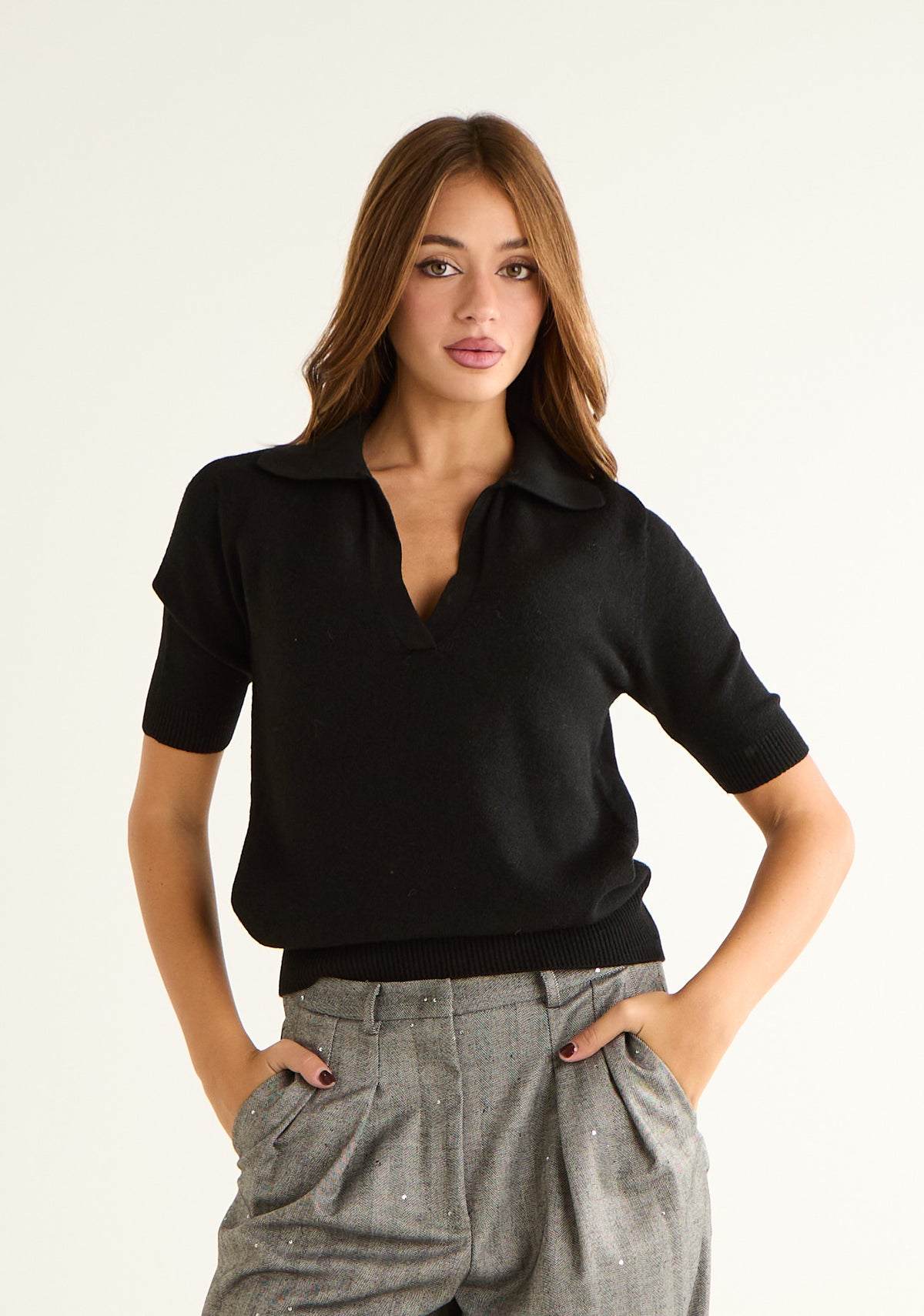 Maglia polo con scollo a v
