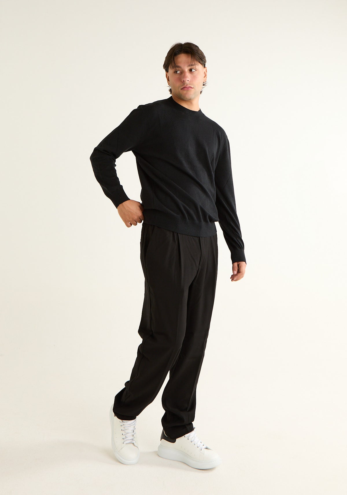 Pantalone a piega stirata