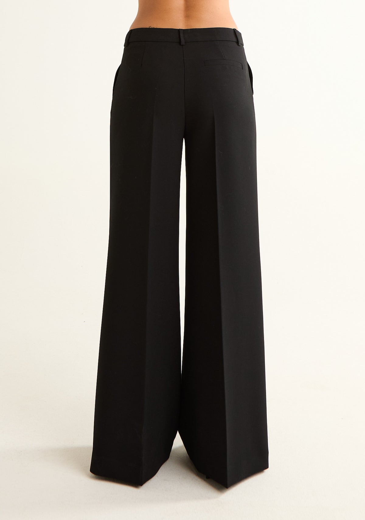 Pantalone palazzo in tessuto fluido