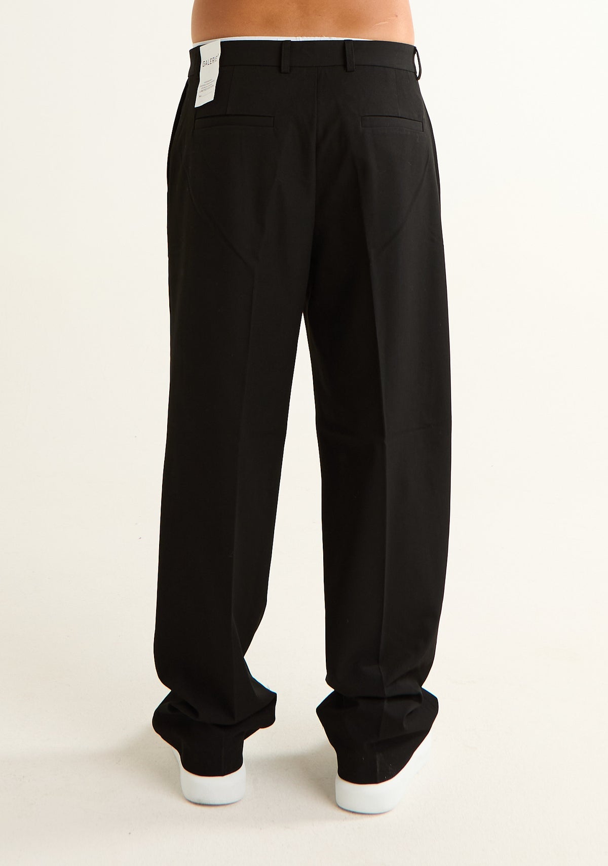 Pantalone sartoriale a gambe morbide