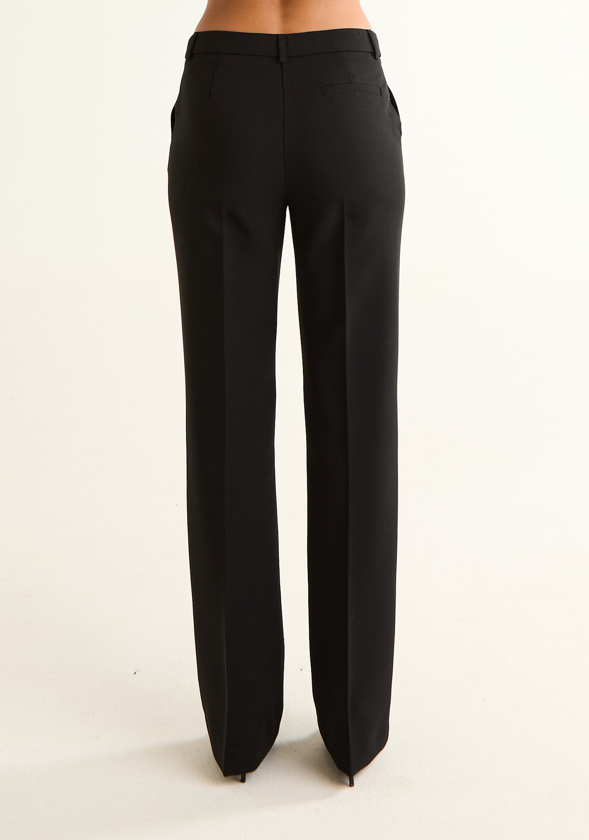 Pantalone a gambe dritte
