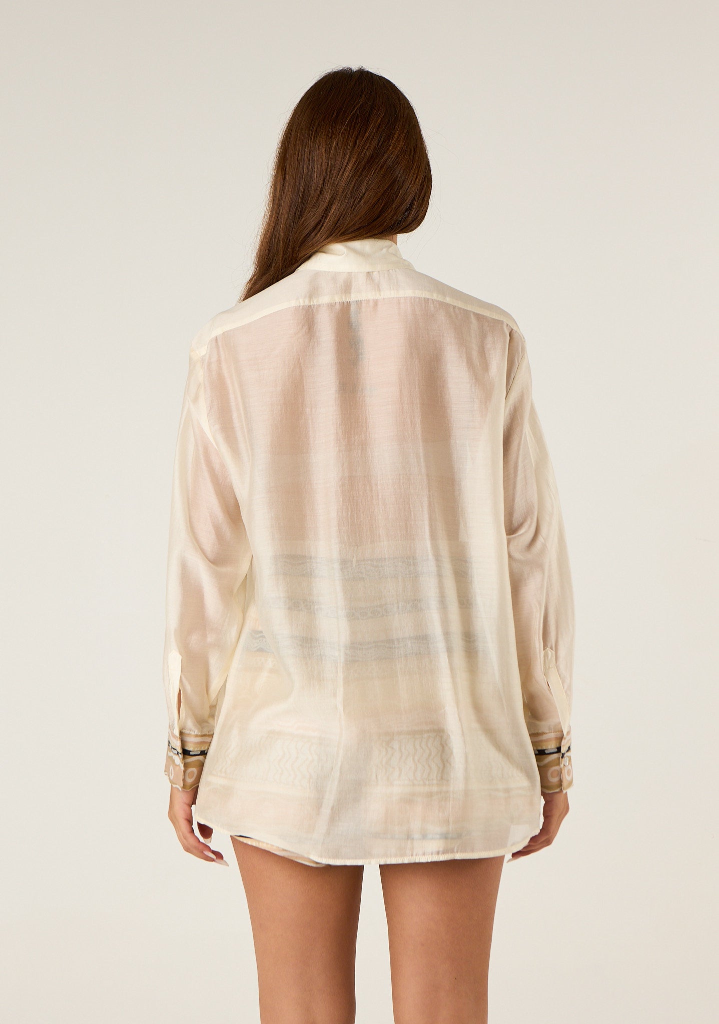 Camicia trasparente