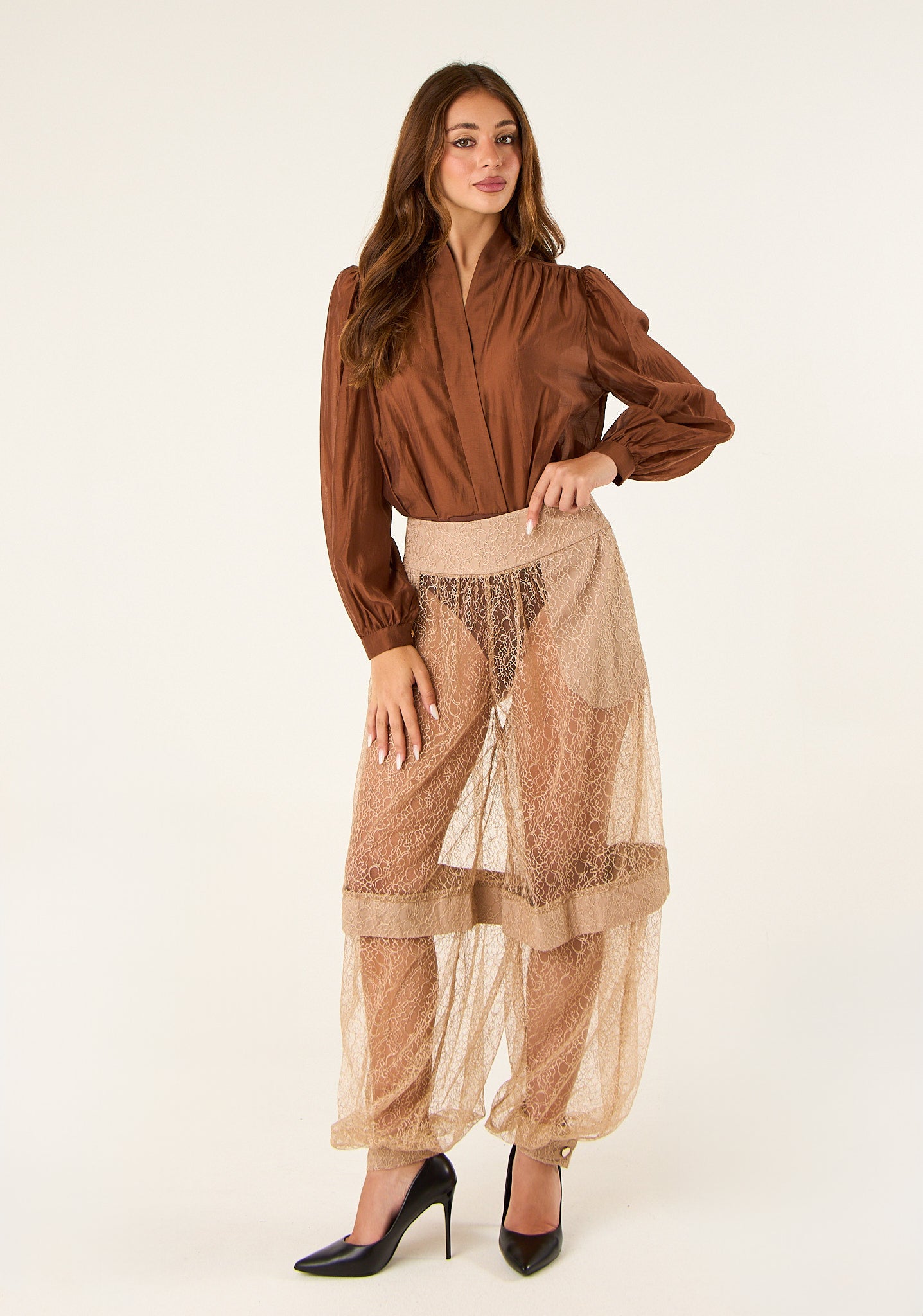 Pantalone harem trasparente