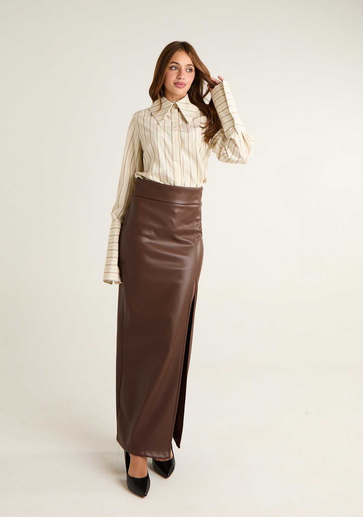 Camicia rigata con spalline